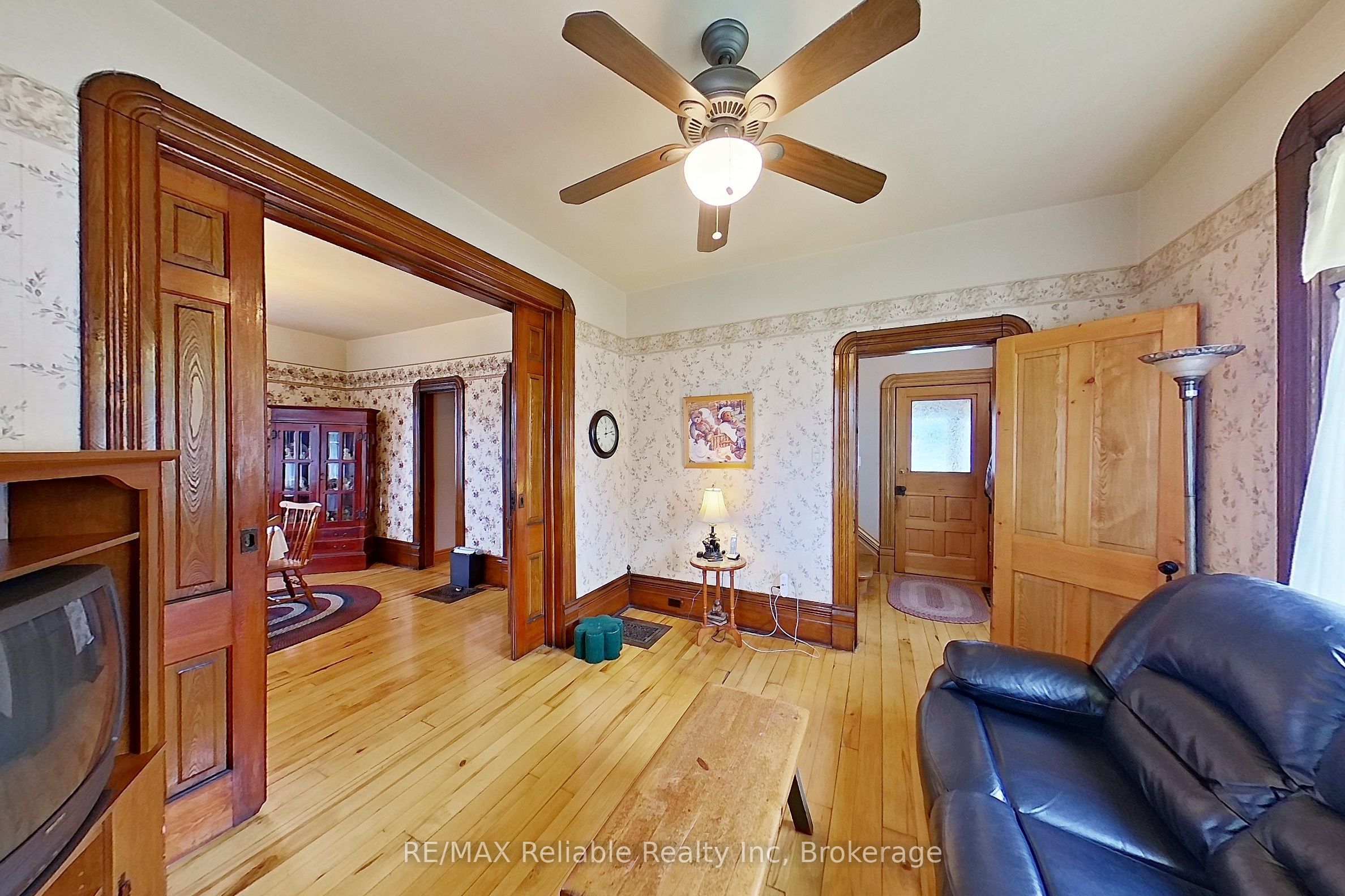 33 Princess Street E, Central Huron, ON N0M 1L0 photo 5