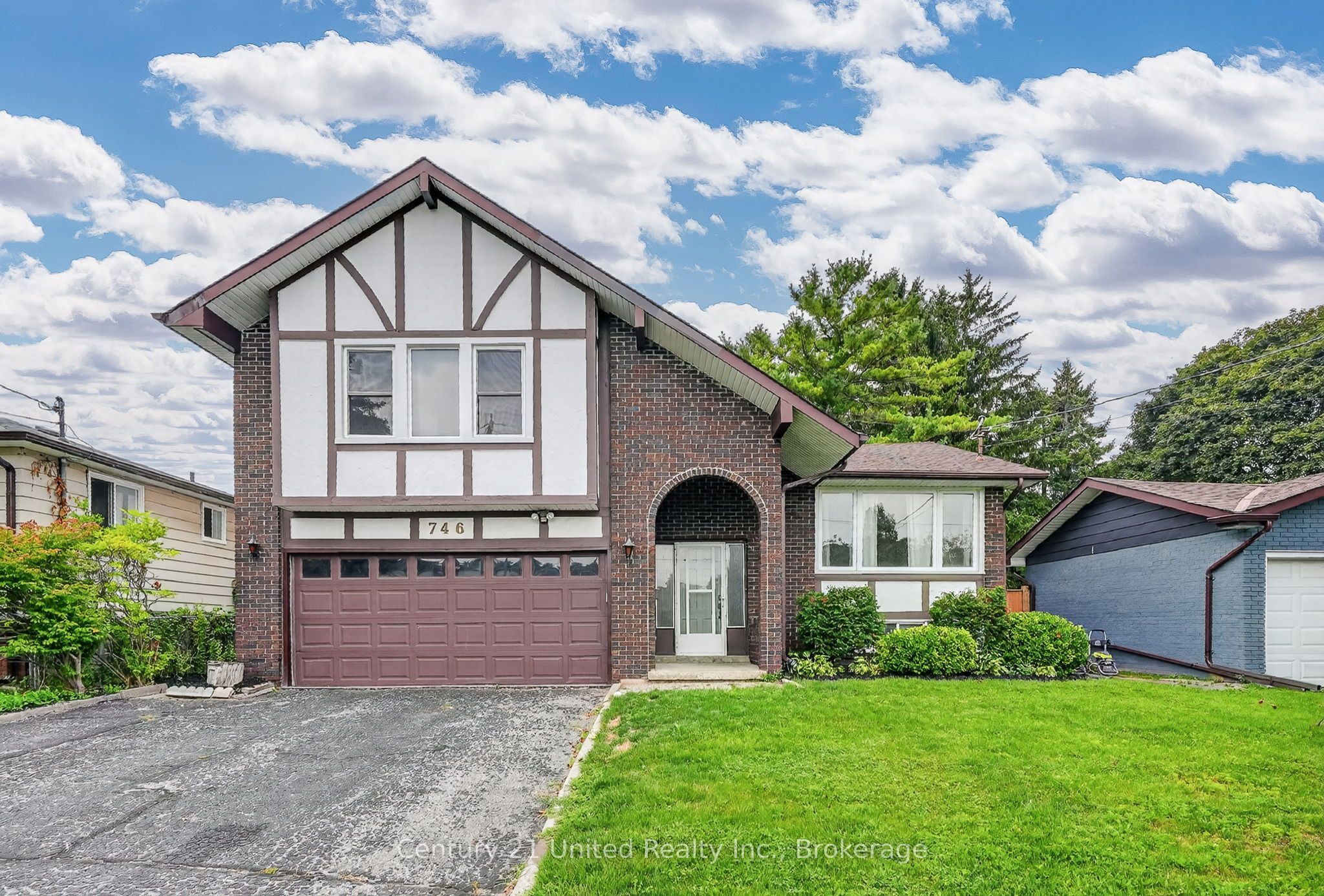 746 Northwood Drive, Cobourg, ON K9A 4W2 photo 2