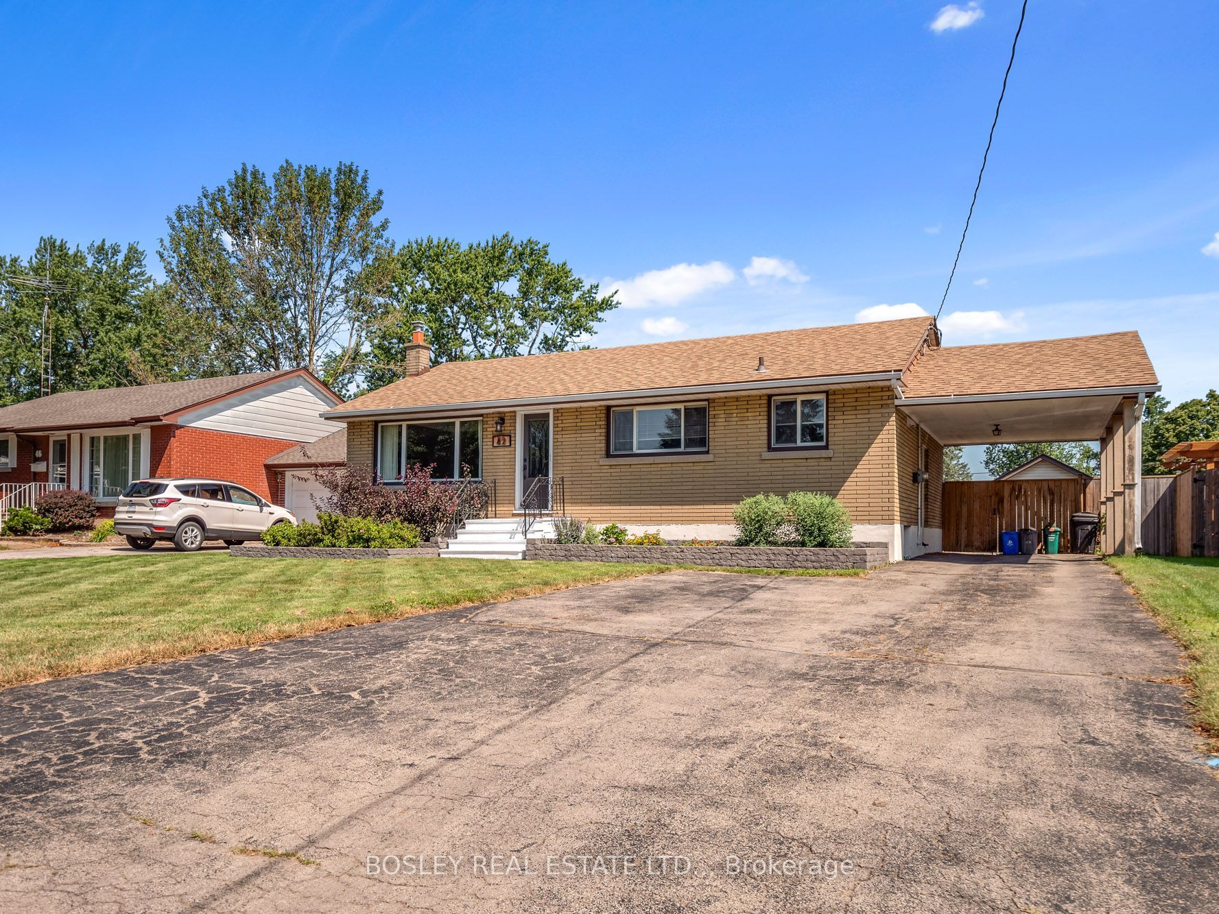 42 Lindel Crescent, Welland, ON L3C 3S3 photo 2