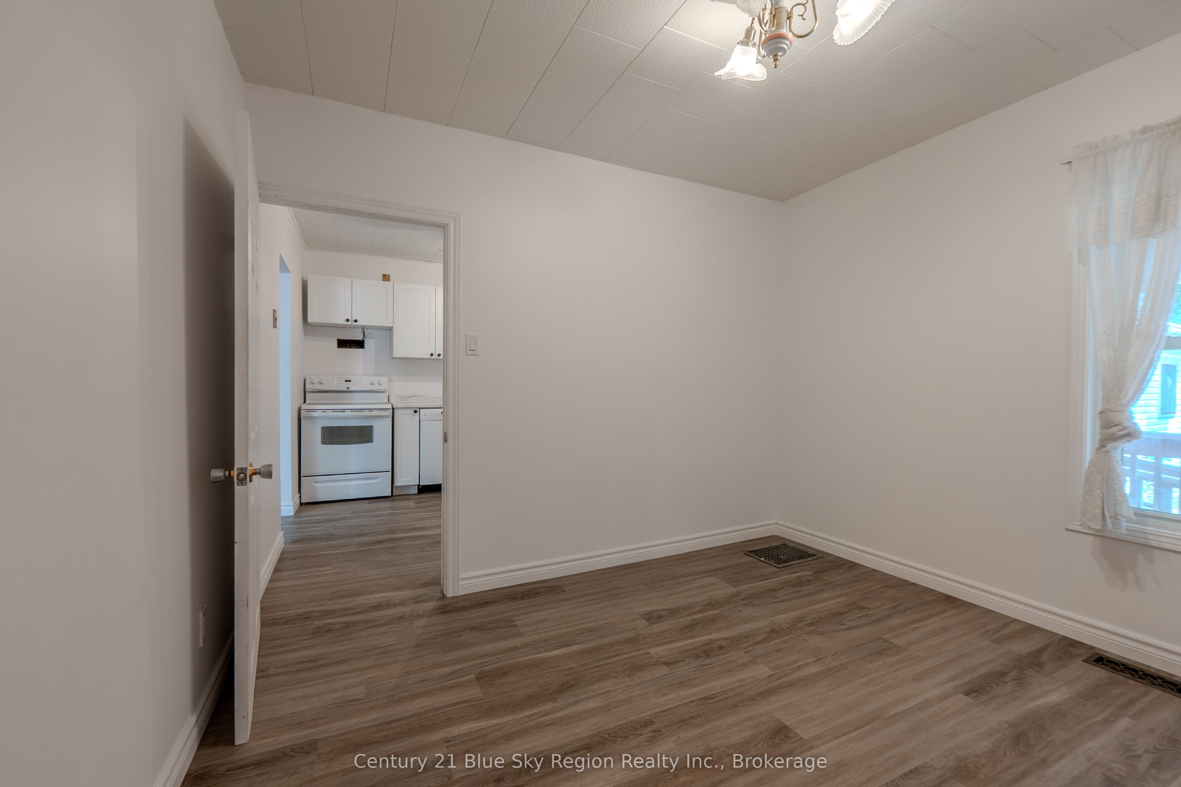 624 Mcintyre Street E, North Bay, ON P1B 1E5 photo 5