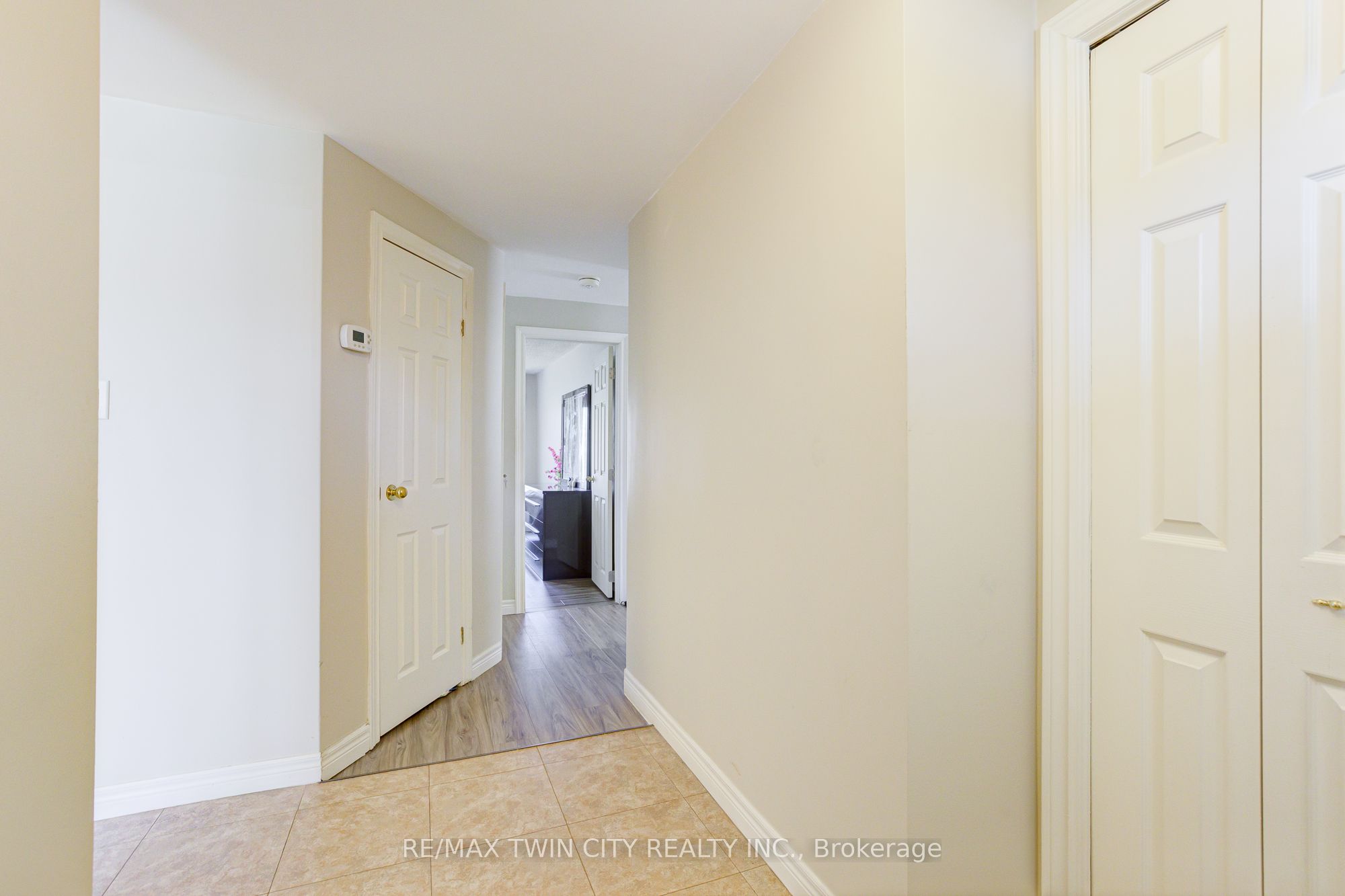 22 Blackhorne Crescent, Kitchener, ON N2E 1T1 photo 5