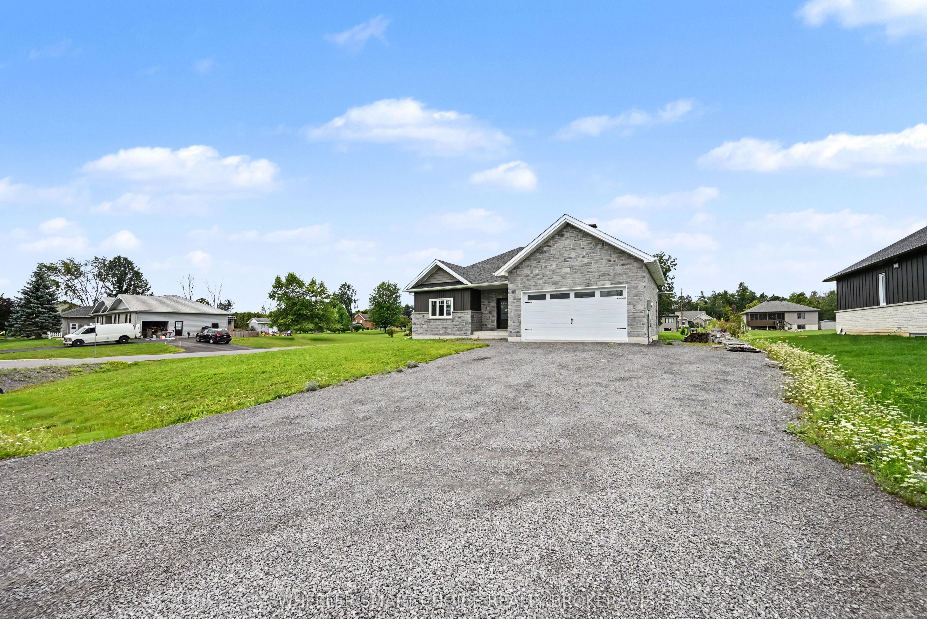 31 Dale Street, South Stormont, ON K0C 1P0 photo 3