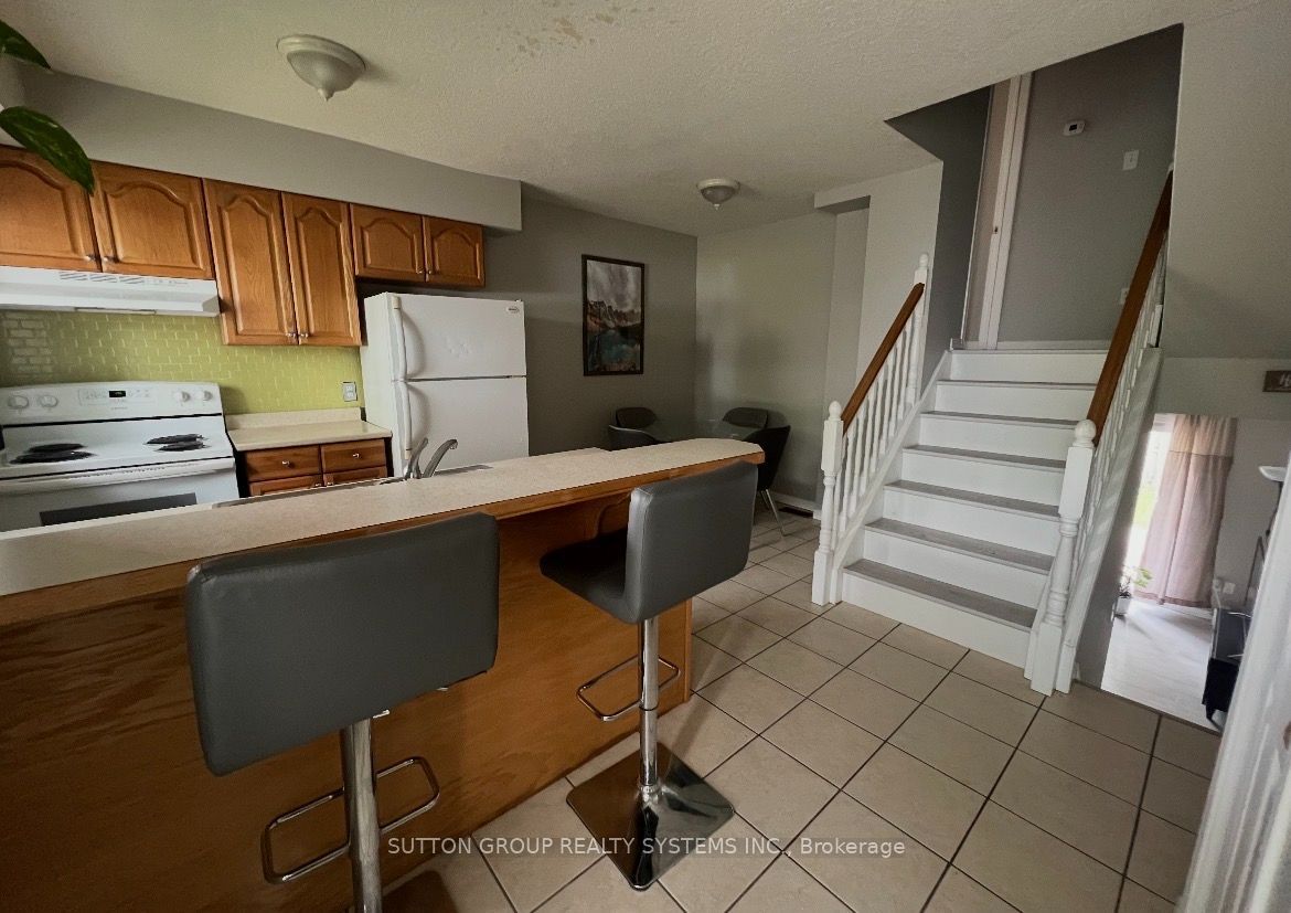 211 Veronica Drive 19, Kitchener, ON N2A 2R8 photo 4
