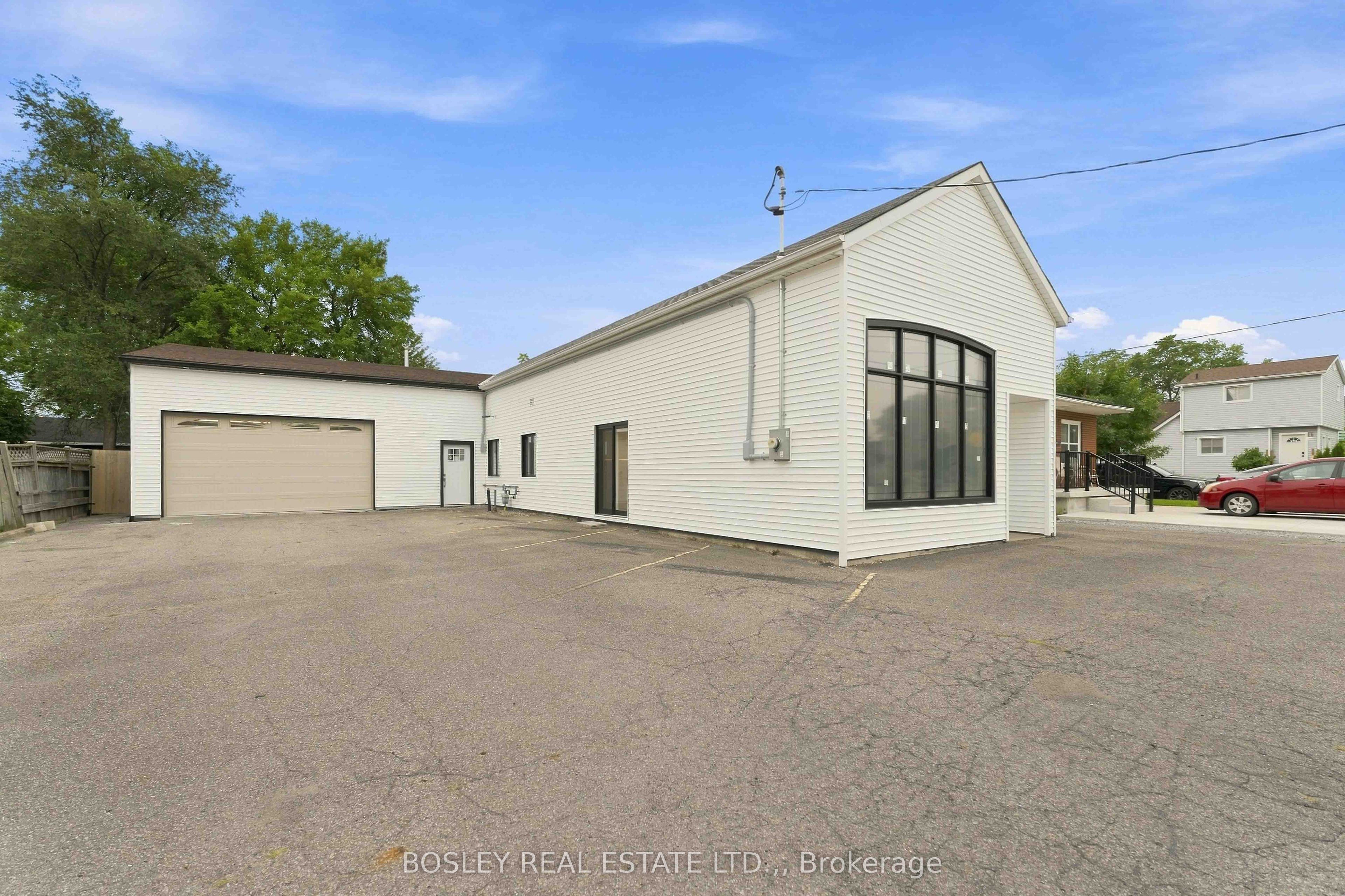 114 Chetwood Street, St. Catharines, ON L2S 2A8