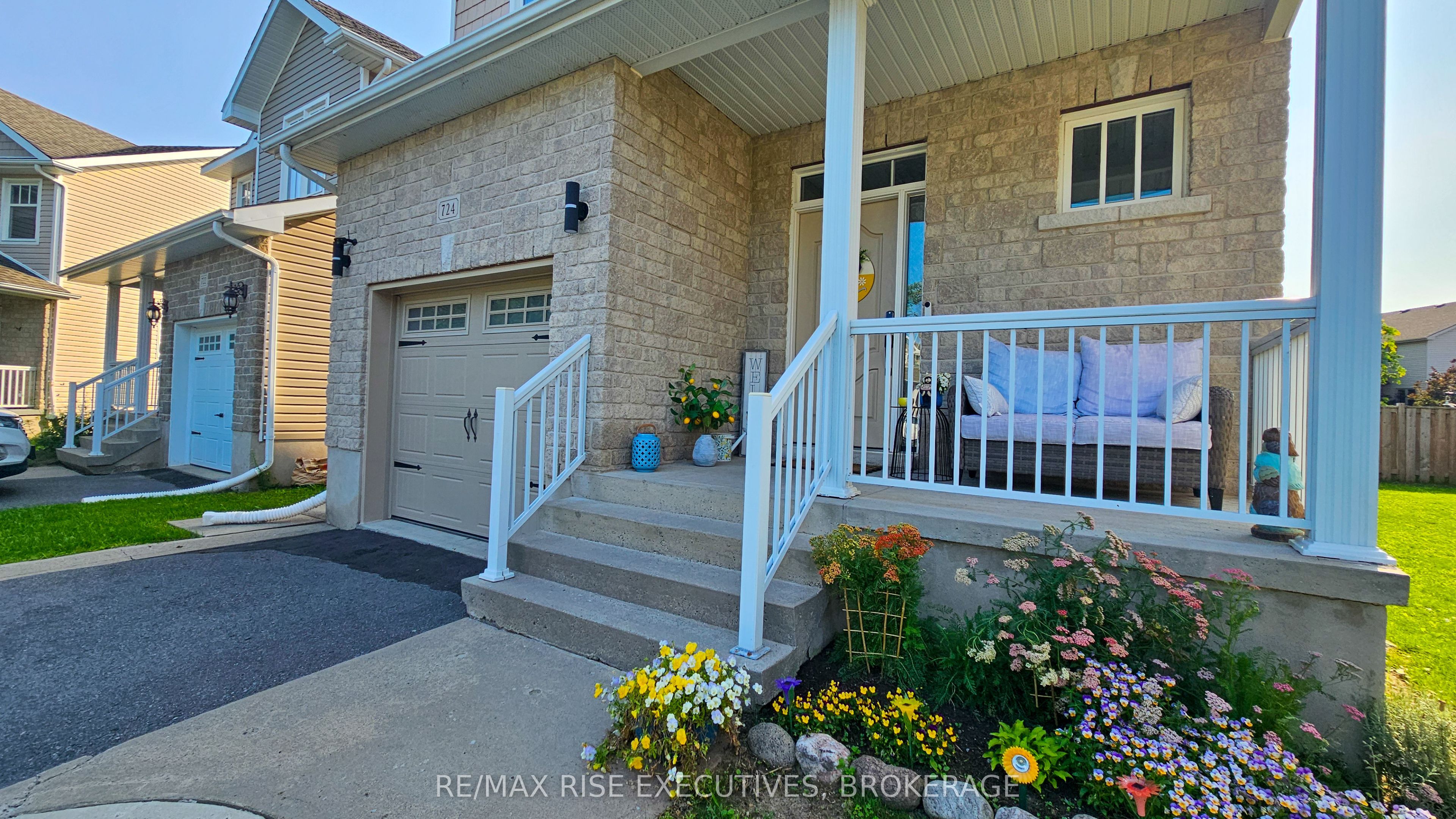 724 Margaret Way, Kingston, ON K7K 0B9 photo 2