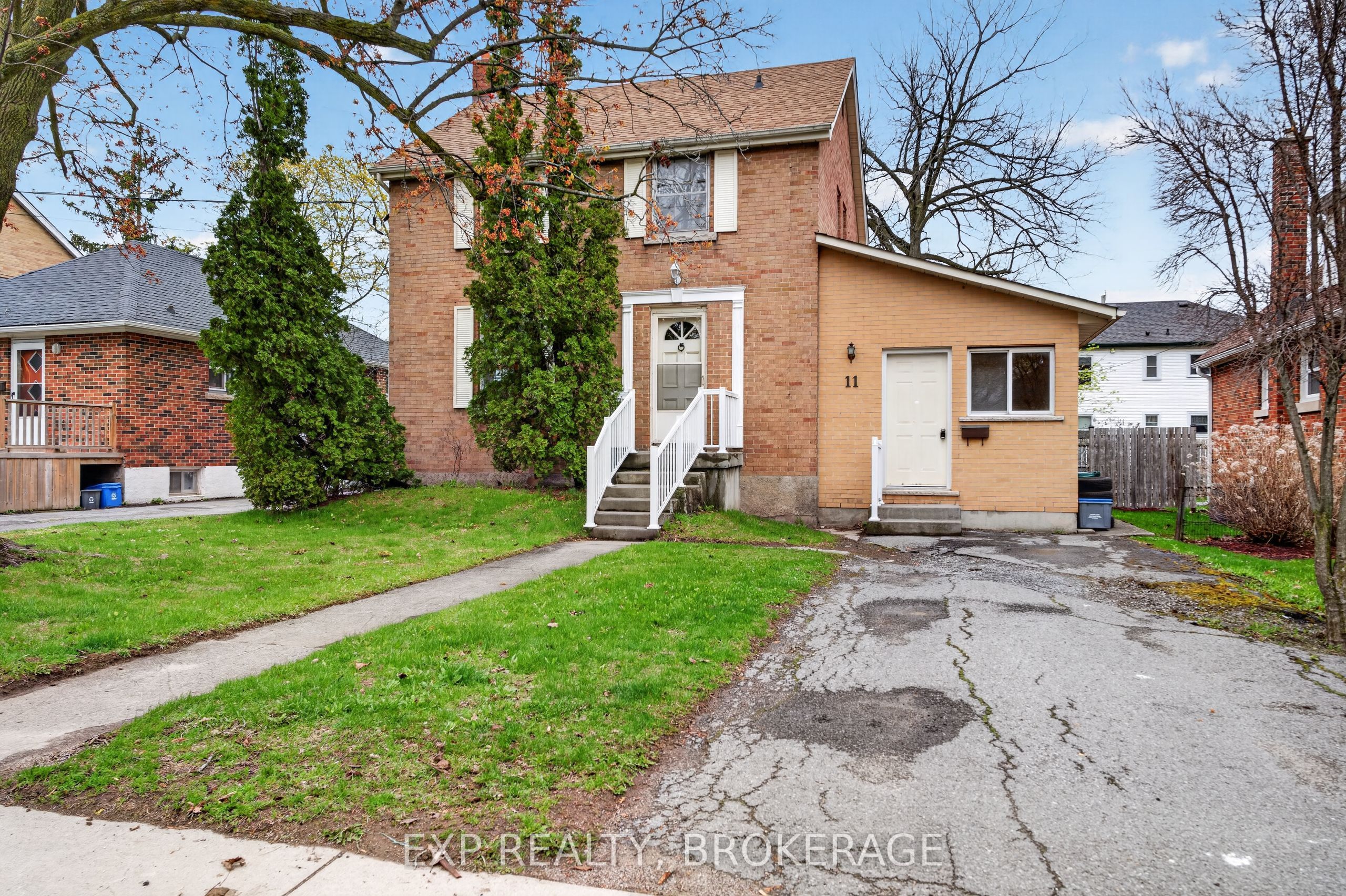 11 CARRUTHERS Avenue, Kingston, ON K7L 1L9 photo 3