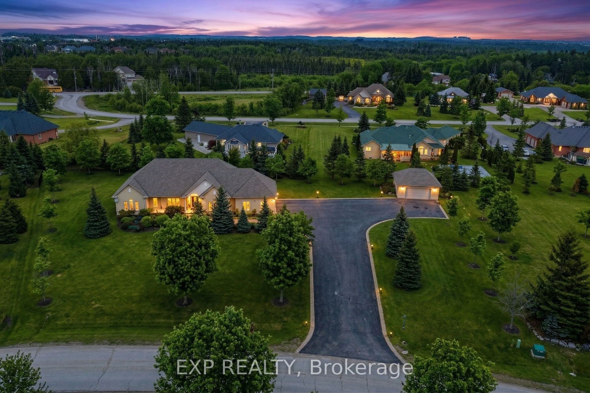48 Brookhaven Crescent, East Garafraxa, ON L9W 7M9 photo 2