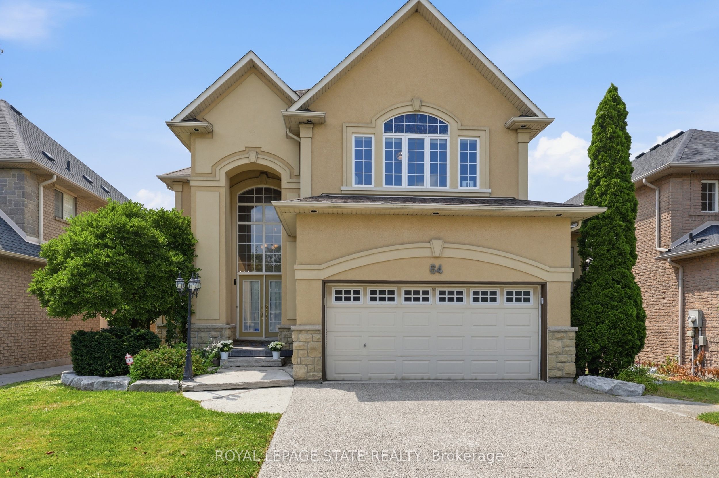 64 Joshua Avenue, Hamilton, ON L9K 1P8