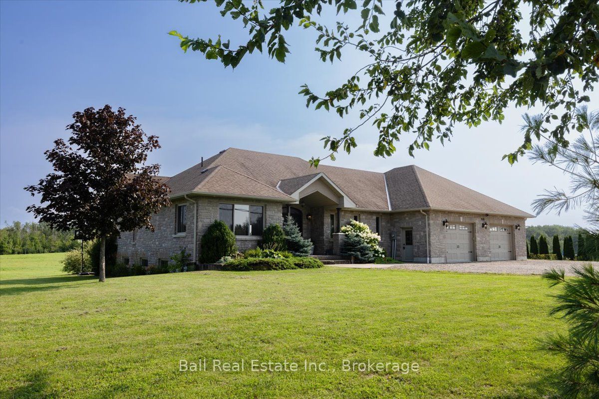 1035 Listowel Line, Selwyn, ON K0L 1T0