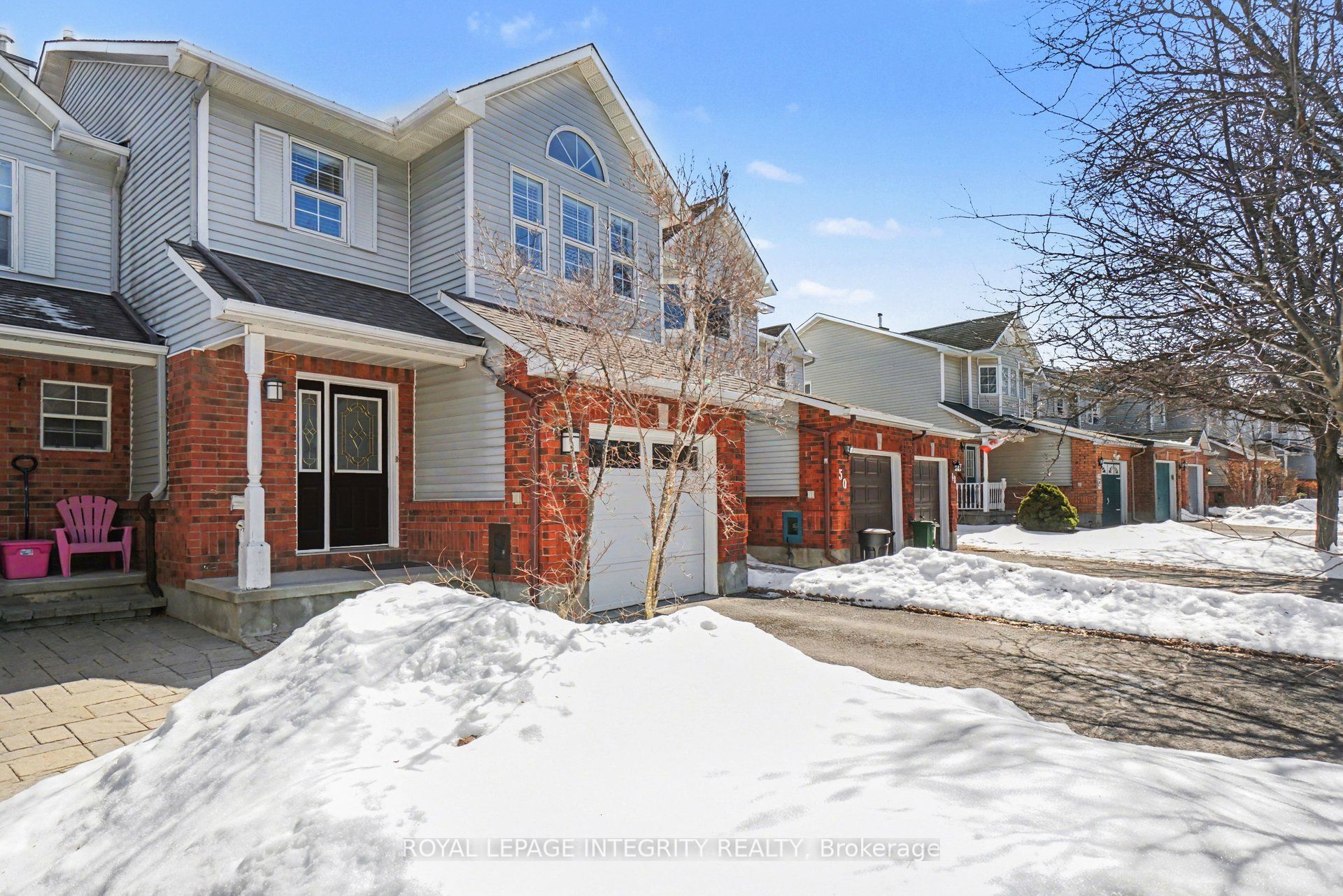 52 Blackdome Crescent, Kanata, ON K2T 1A9 photo 3