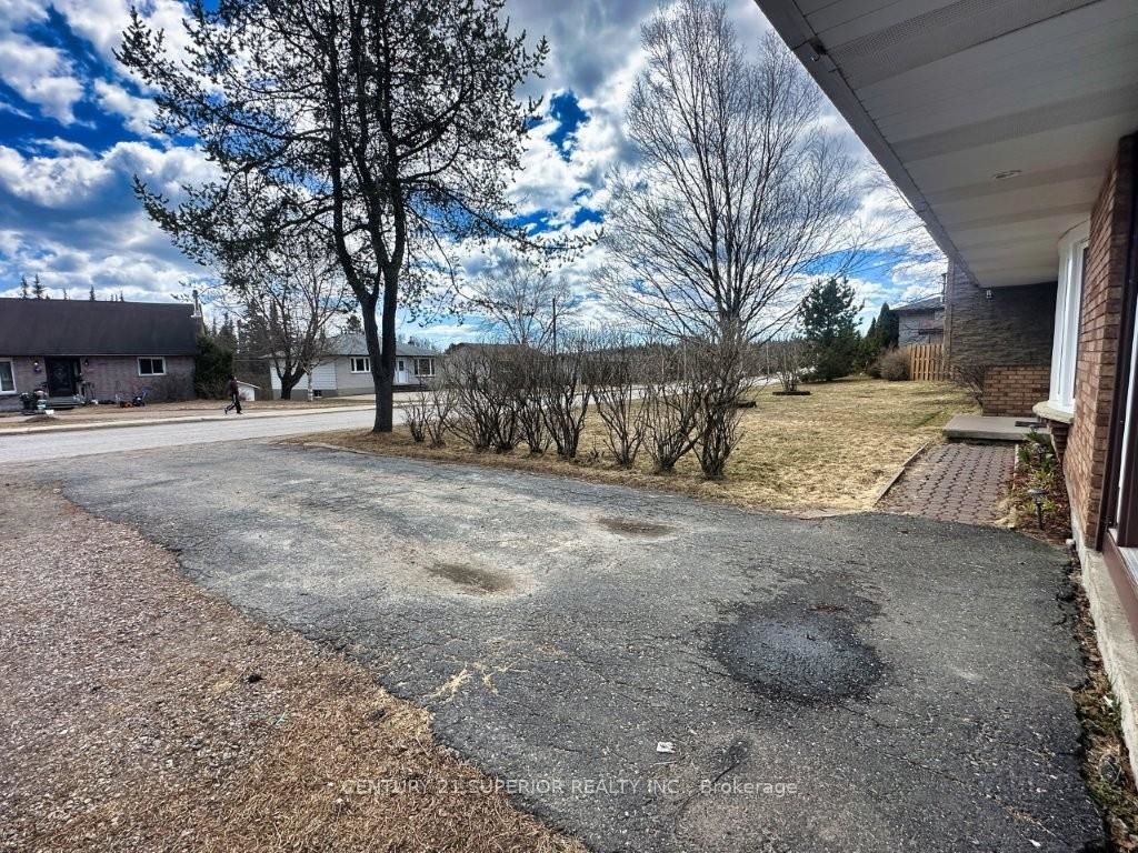 16 Terrace Heights Drive, Terrace Bay, ON P0T 2W0 photo 5