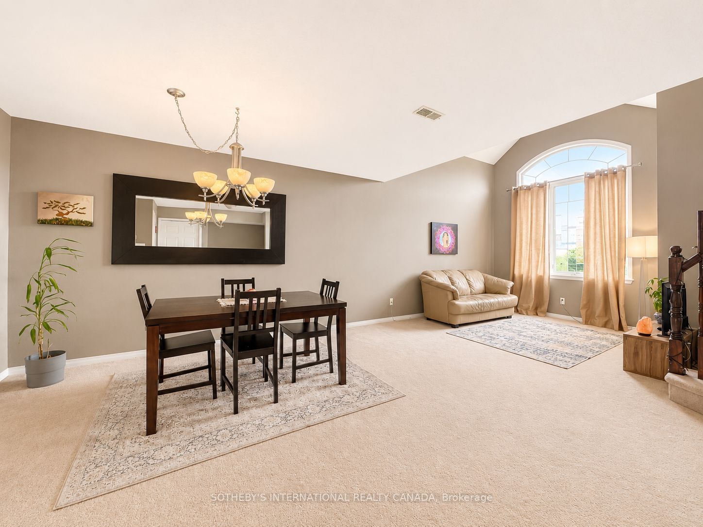198 Keltie Private, Barrhaven, ON K2J 0A2