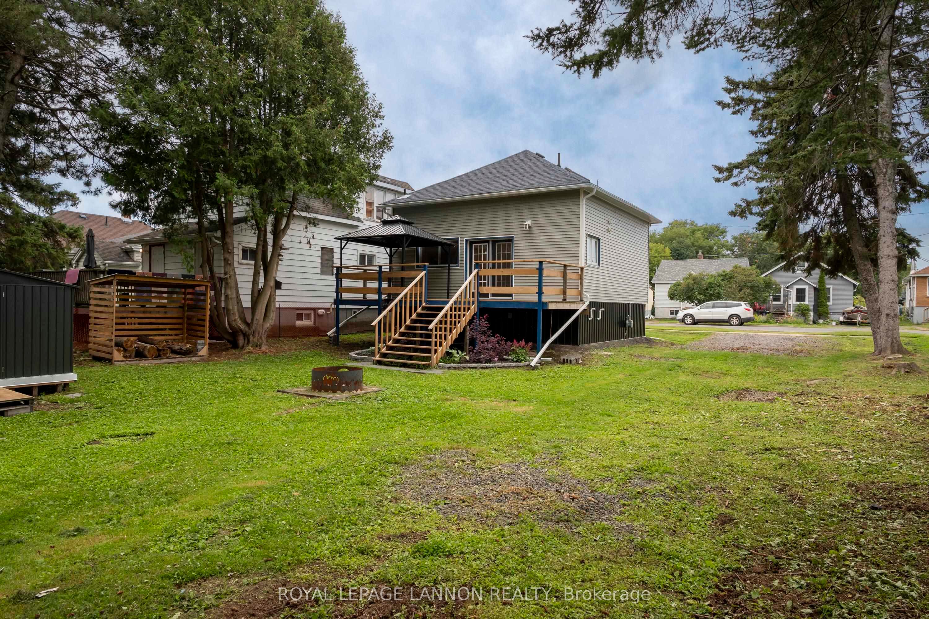 238 Angus Street, Thunder Bay, ON P7A 2Y4 photo 3