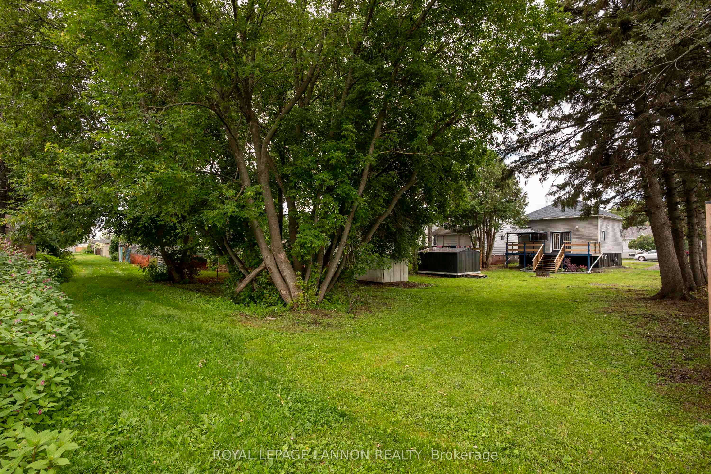 238 Angus Street, Thunder Bay, ON P7A 2Y4 photo 4