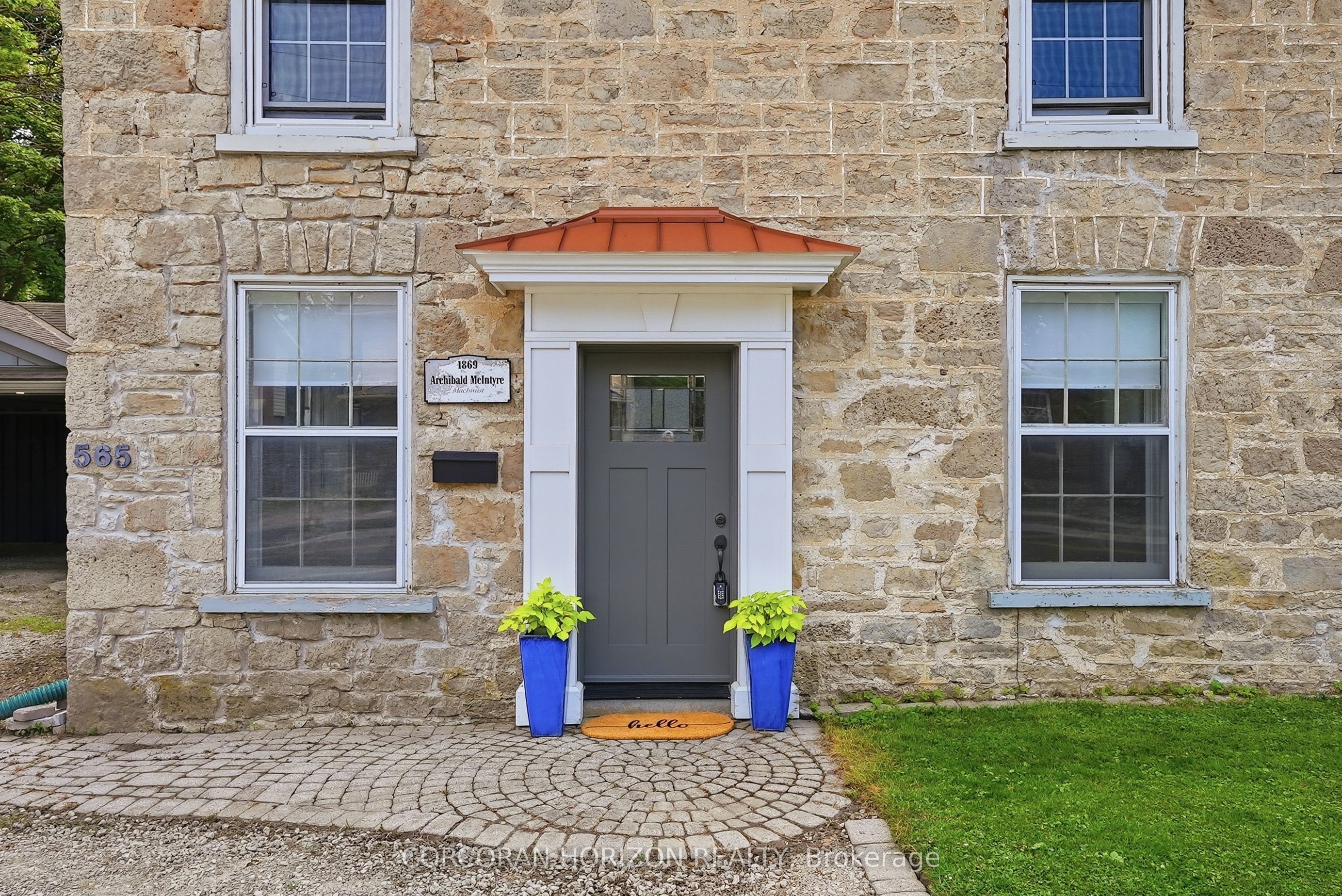 565 St David Street N, Centre Wellington, ON N1M 2K5