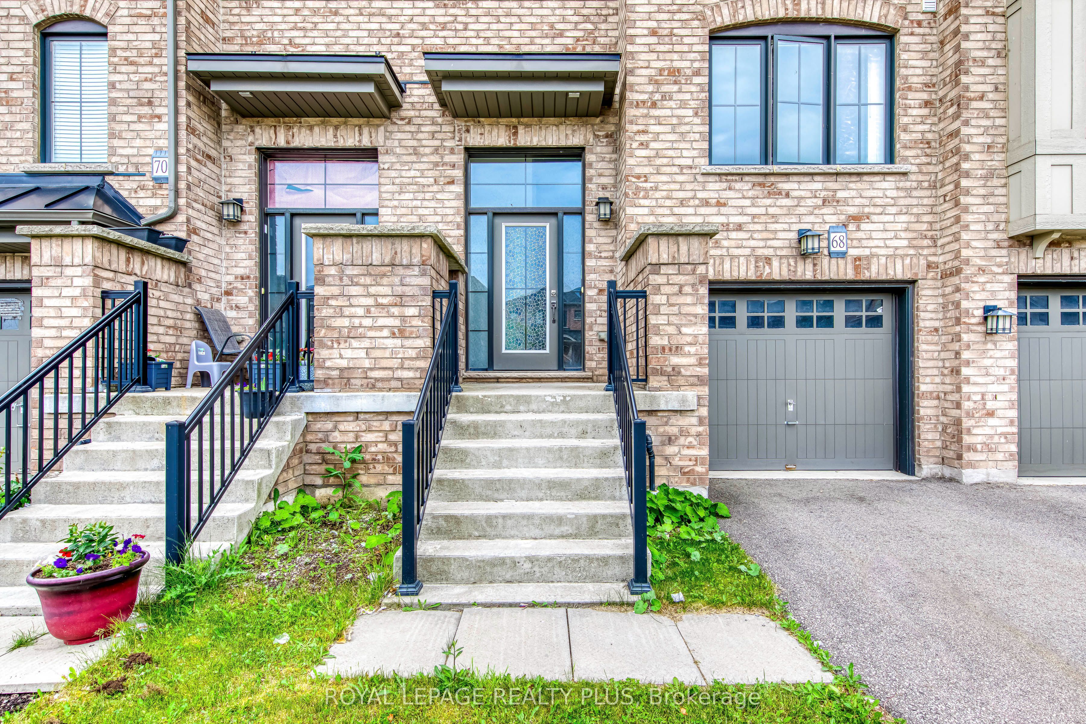 68 Crafter Crescent, Hamilton, ON L8J 0H7 photo 3