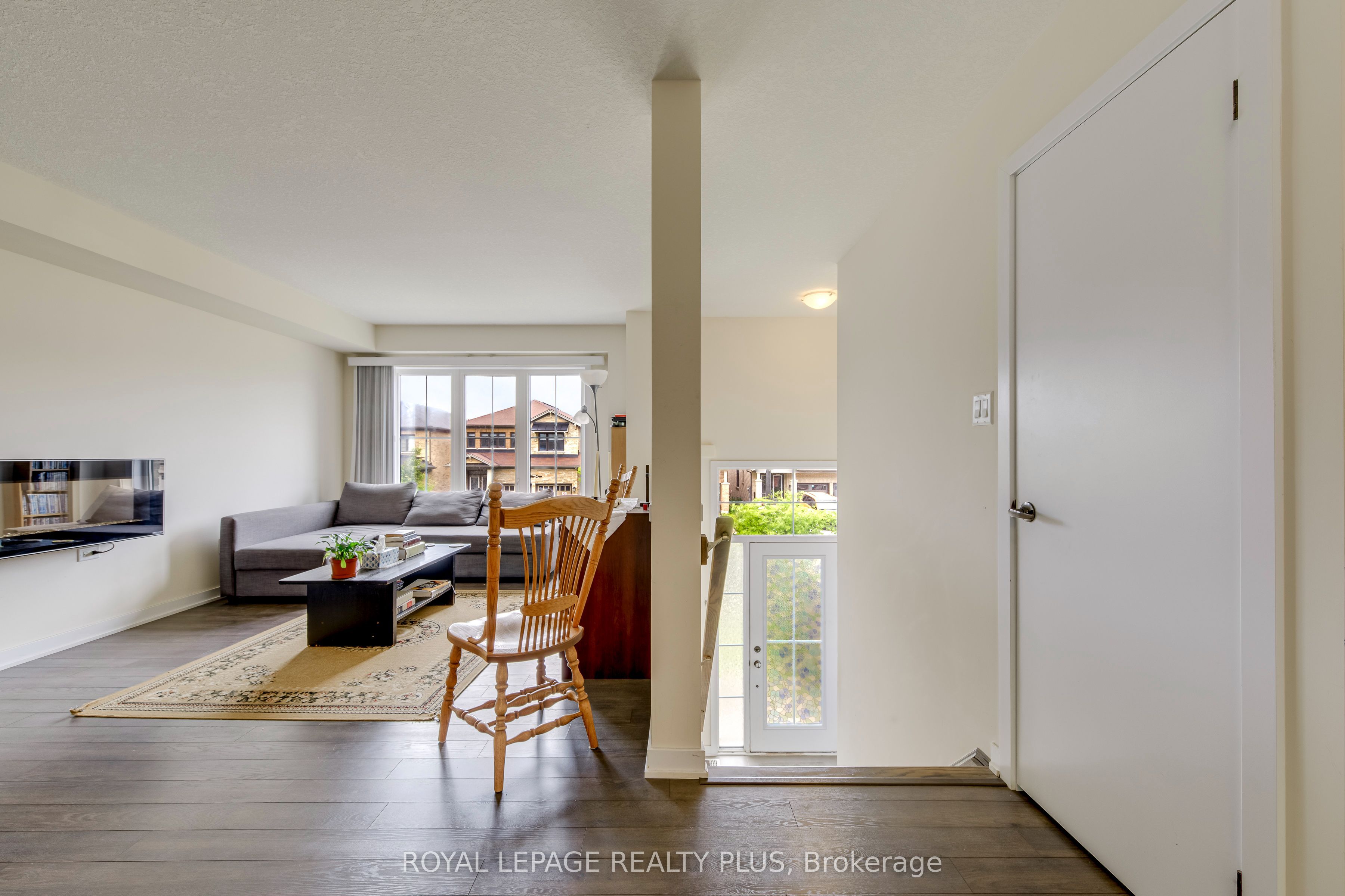 68 Crafter Crescent, Hamilton, ON L8J 0H7 photo 5