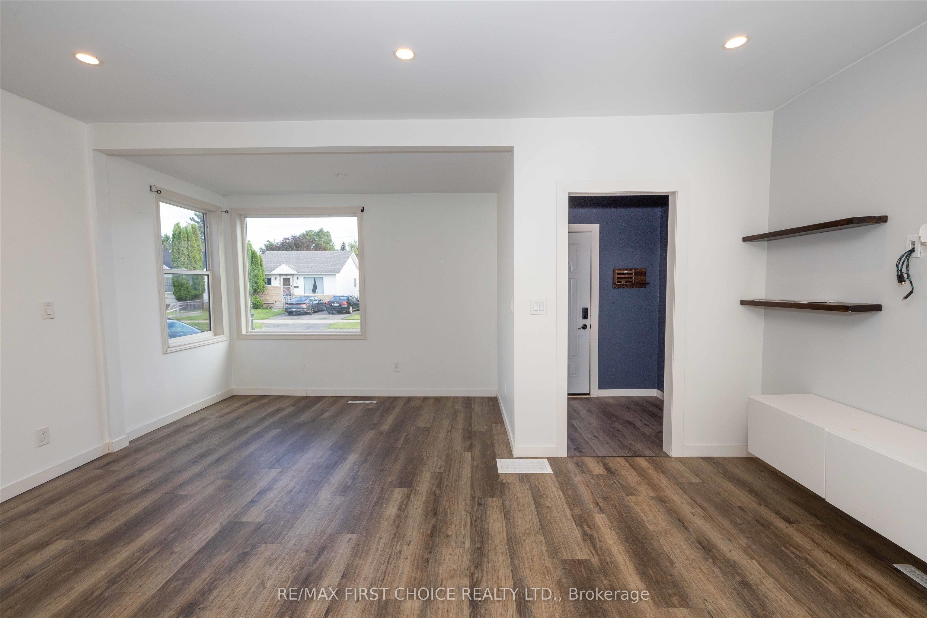 513 Christina Street E, Thunder Bay, ON P7E 4P4 photo 5