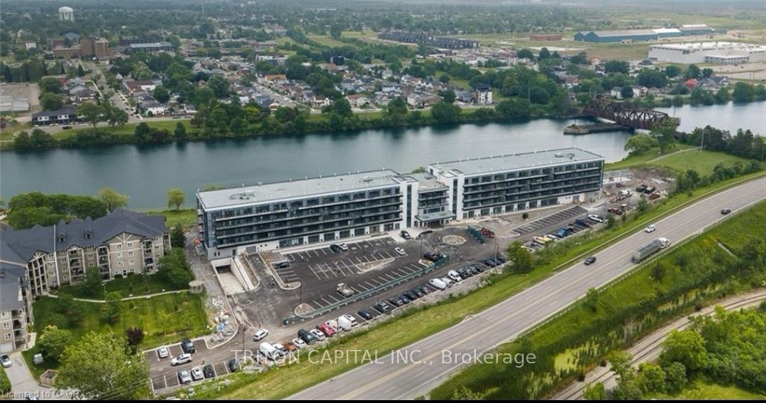 350 Prince Charles Drive 235, Welland, ON L3C 5A6 photo 5