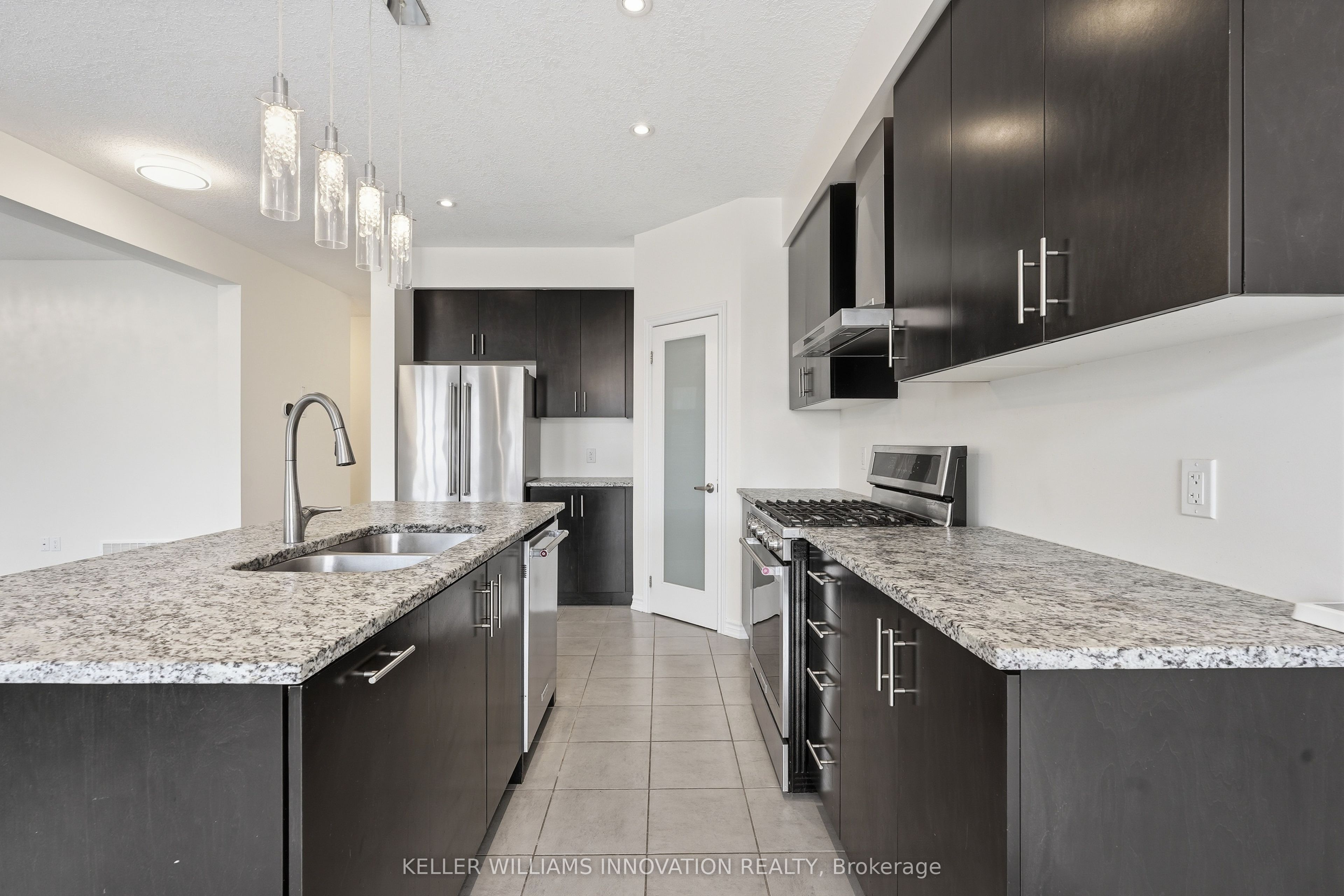 359 Beechdrops Drive, Waterloo, ON N2V 0E8 photo 5