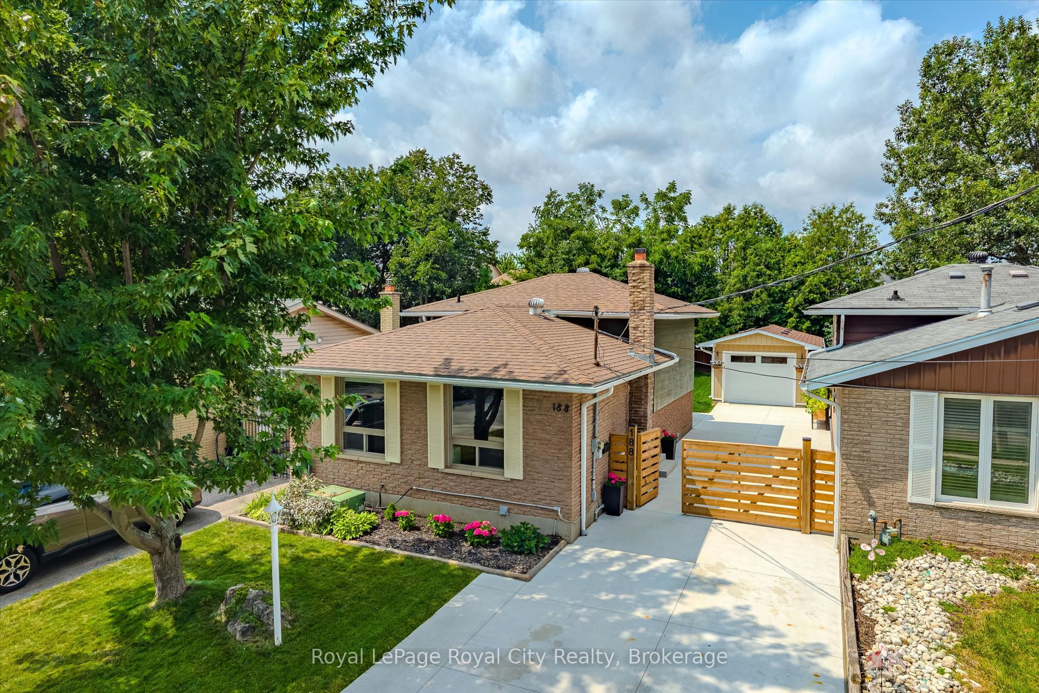 188 Country Club Drive, Guelph, ON N1E 3L2