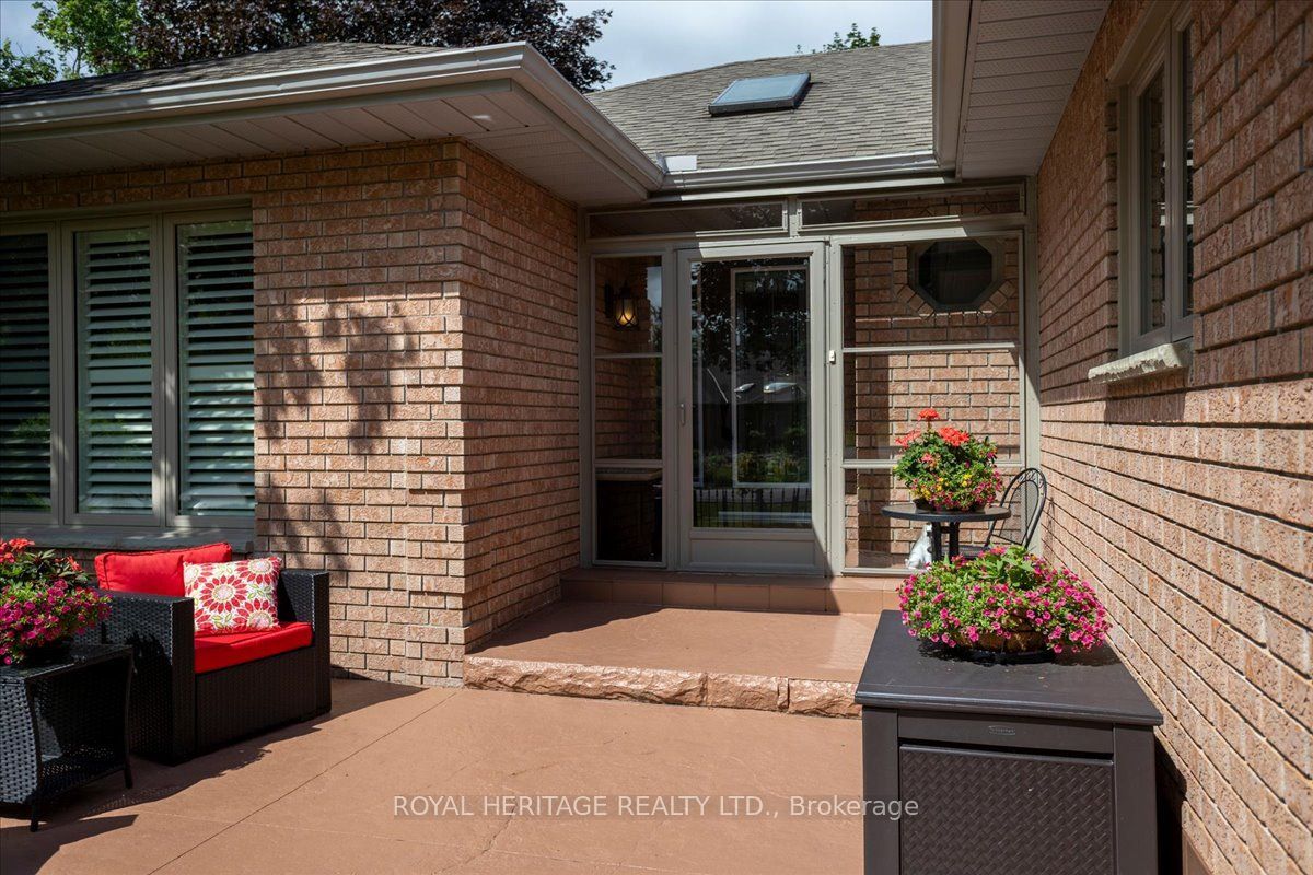 73 Navigators Trail, Kawartha Lakes, ON K0M 1A0 photo 3
