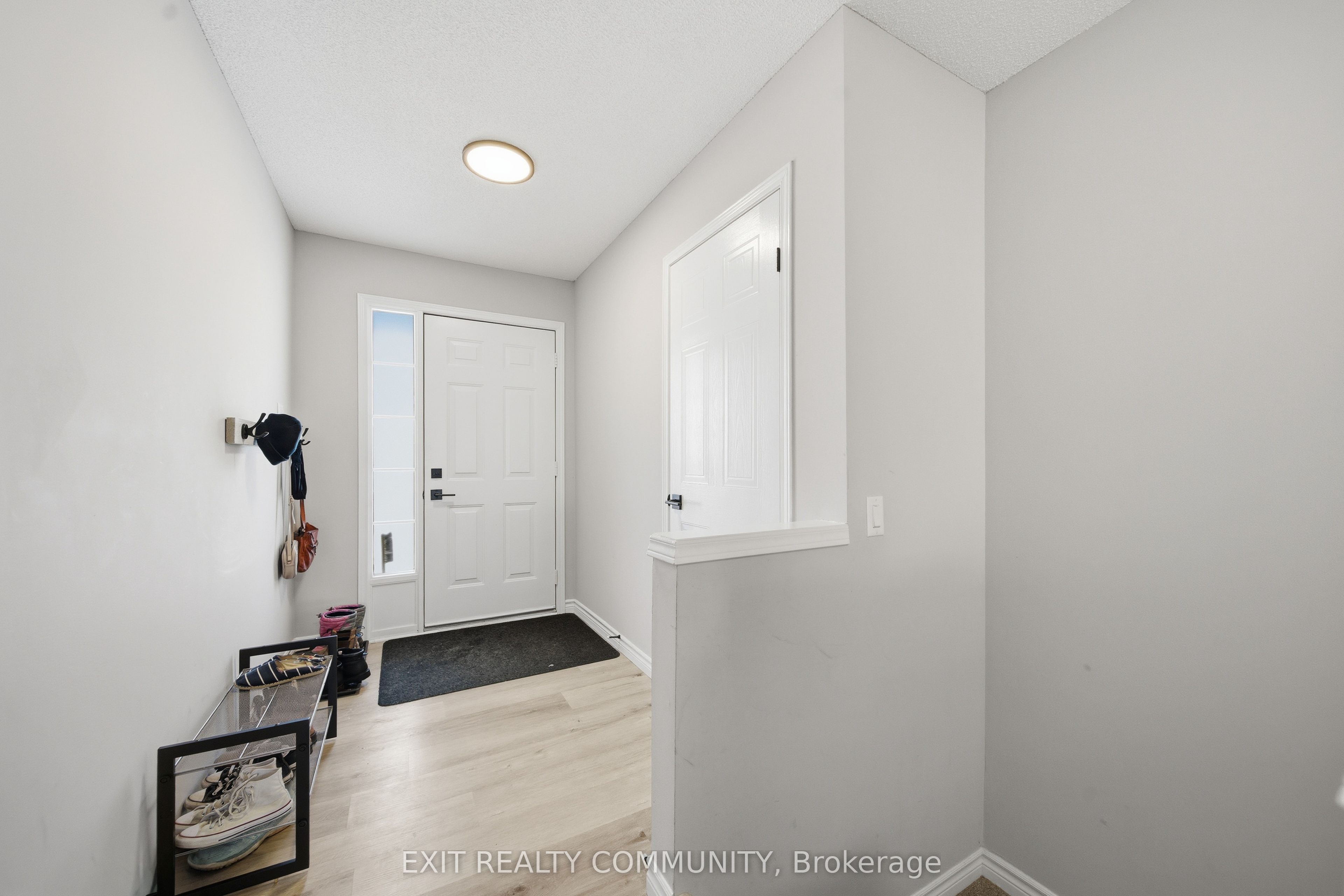 601 Grenfell Drive 15, London North, ON N5X 4E4 photo 2