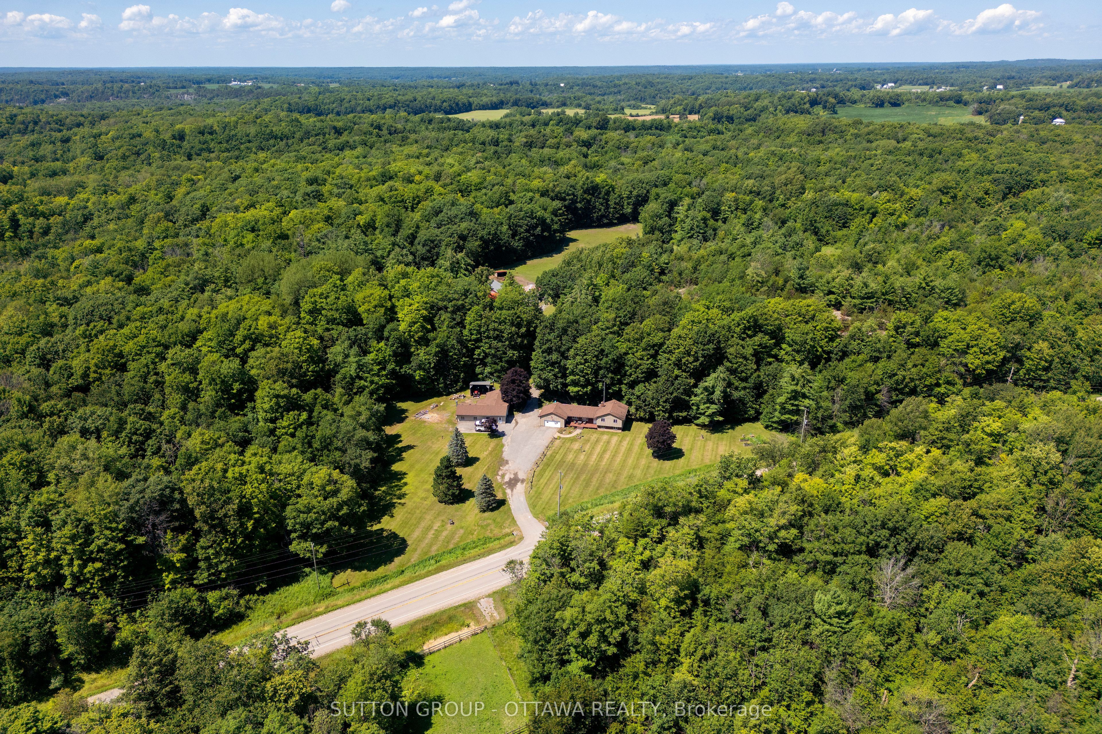 3100 Highway 32, Leeds and the Thousand Islands, ON K7G 2V3 photo 5