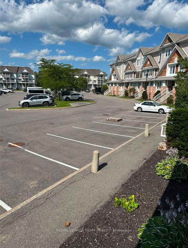 100 Brentmore Private, Orleans - Cumberland and Area, ON K4A 0B7 photo 3