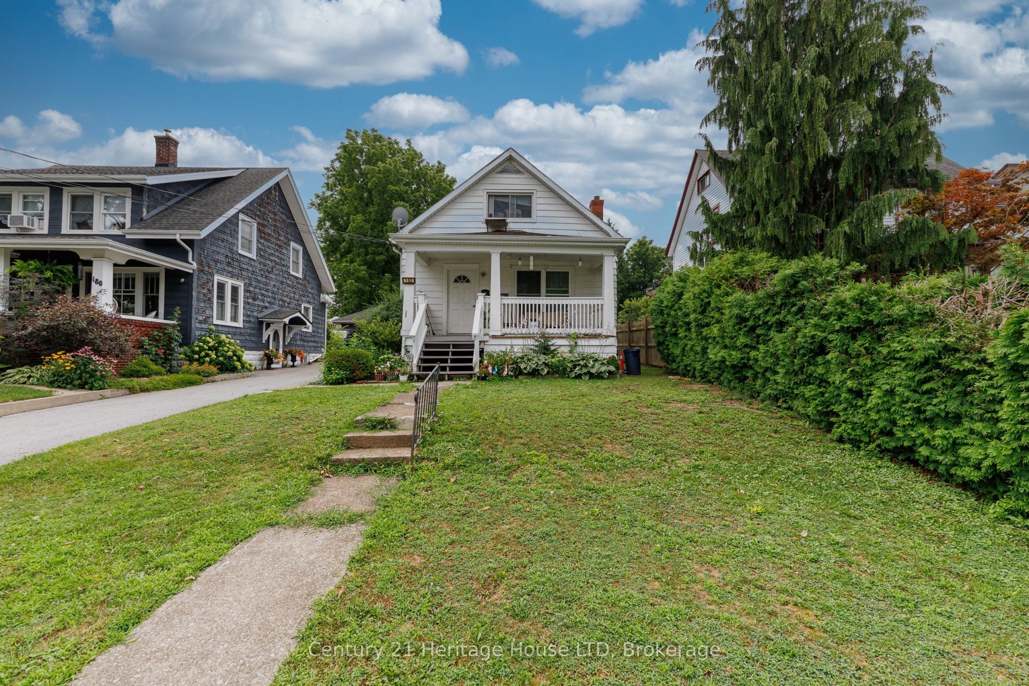 182 Bertie Street, Fort Erie, ON L2A 1Z1