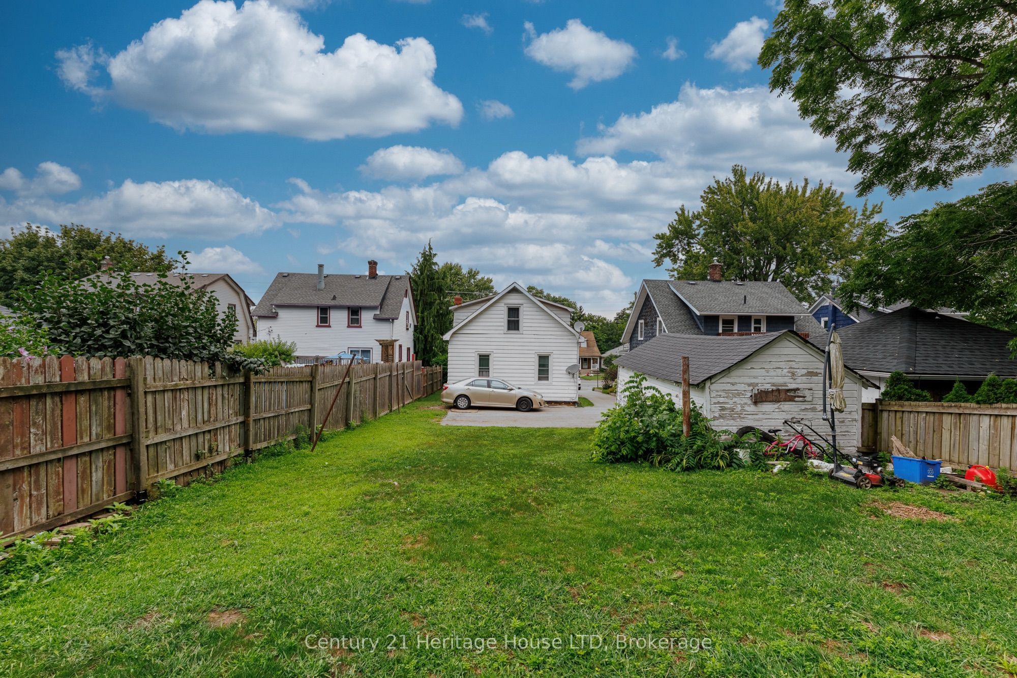 182 Bertie Street, Fort Erie, ON L2A 1Z1 photo 3