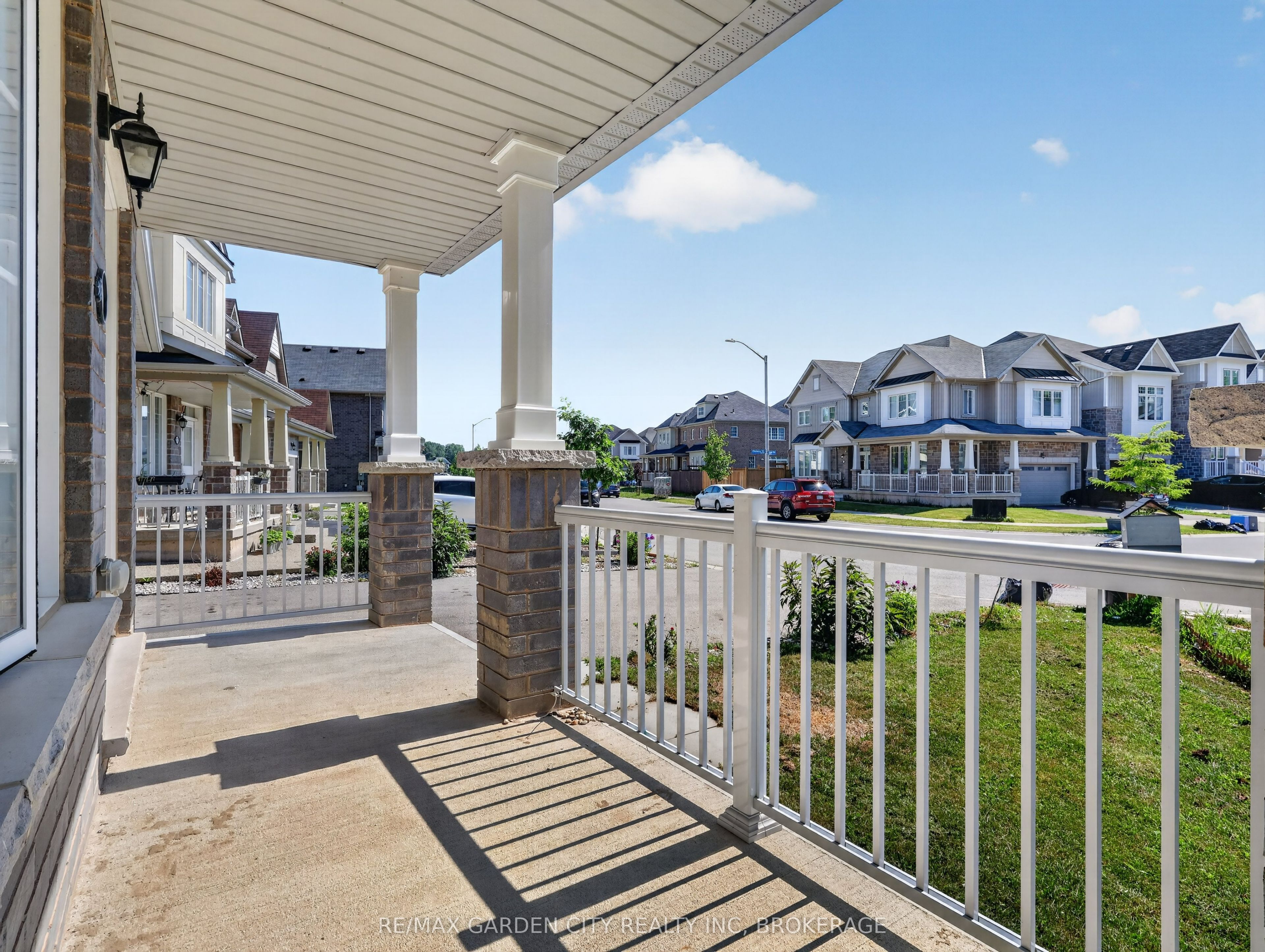 7568 Tupelo Crescent, Niagara Falls, ON L2H 3S5 photo 3