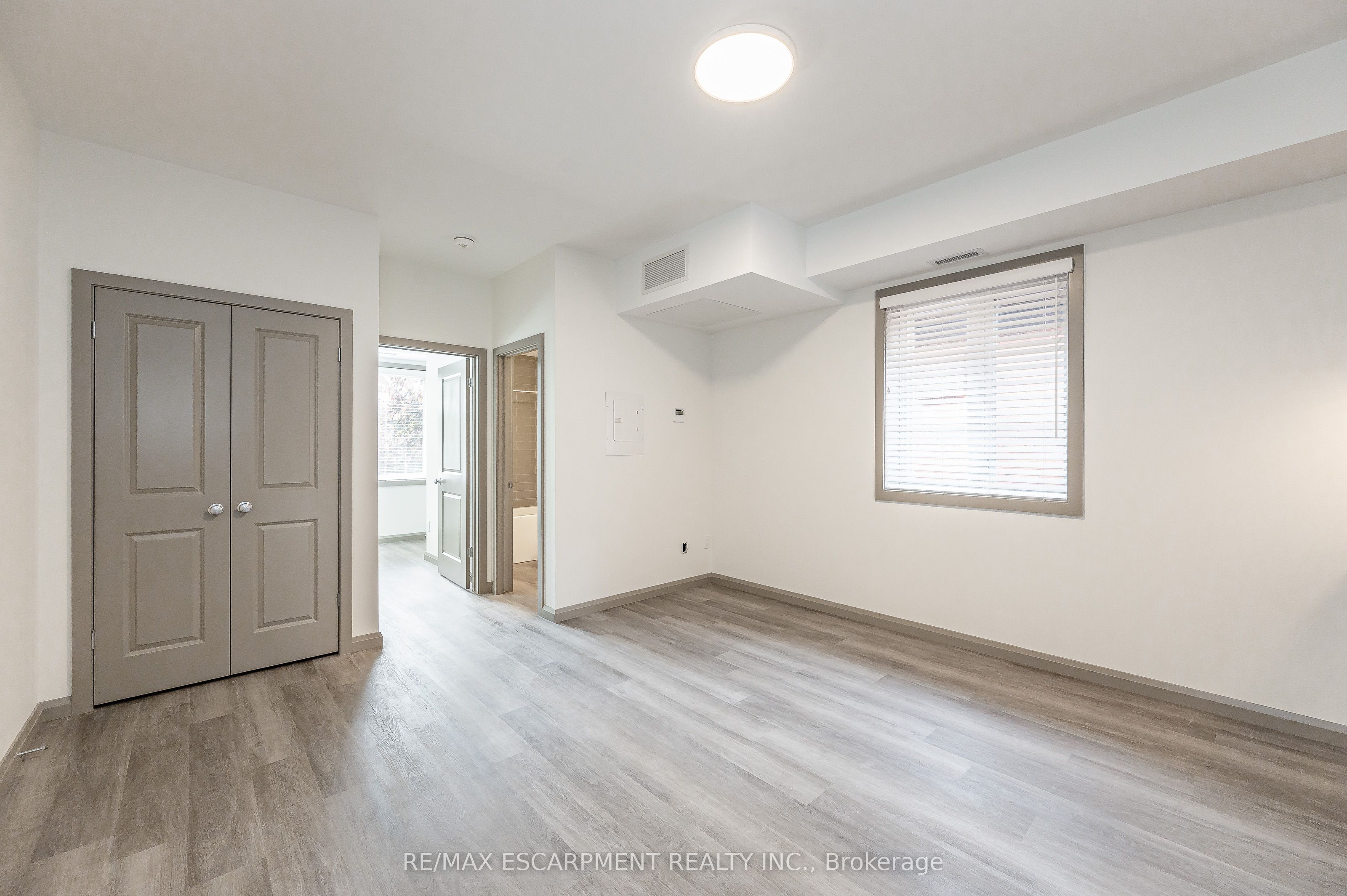 36 Grant Avenue 2A, Hamilton, ON L8N 2X5 photo 4
