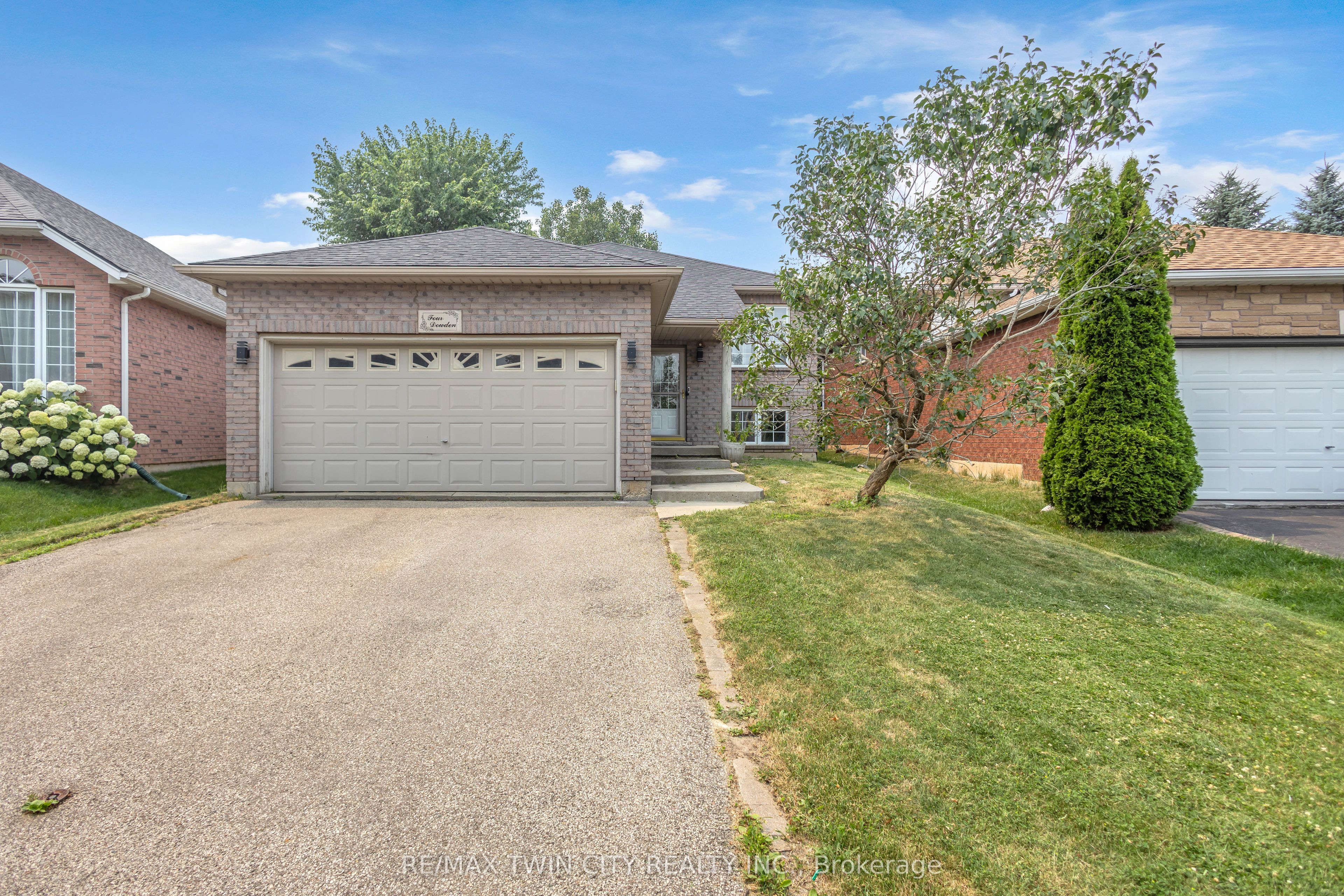 4 Dowden Avenue, Brantford, ON N3T 6N5 photo 2