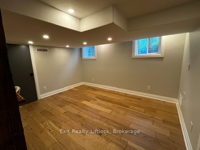 450 Weller Street Basement, Peterborough, ON K9H 2N6 photo 5