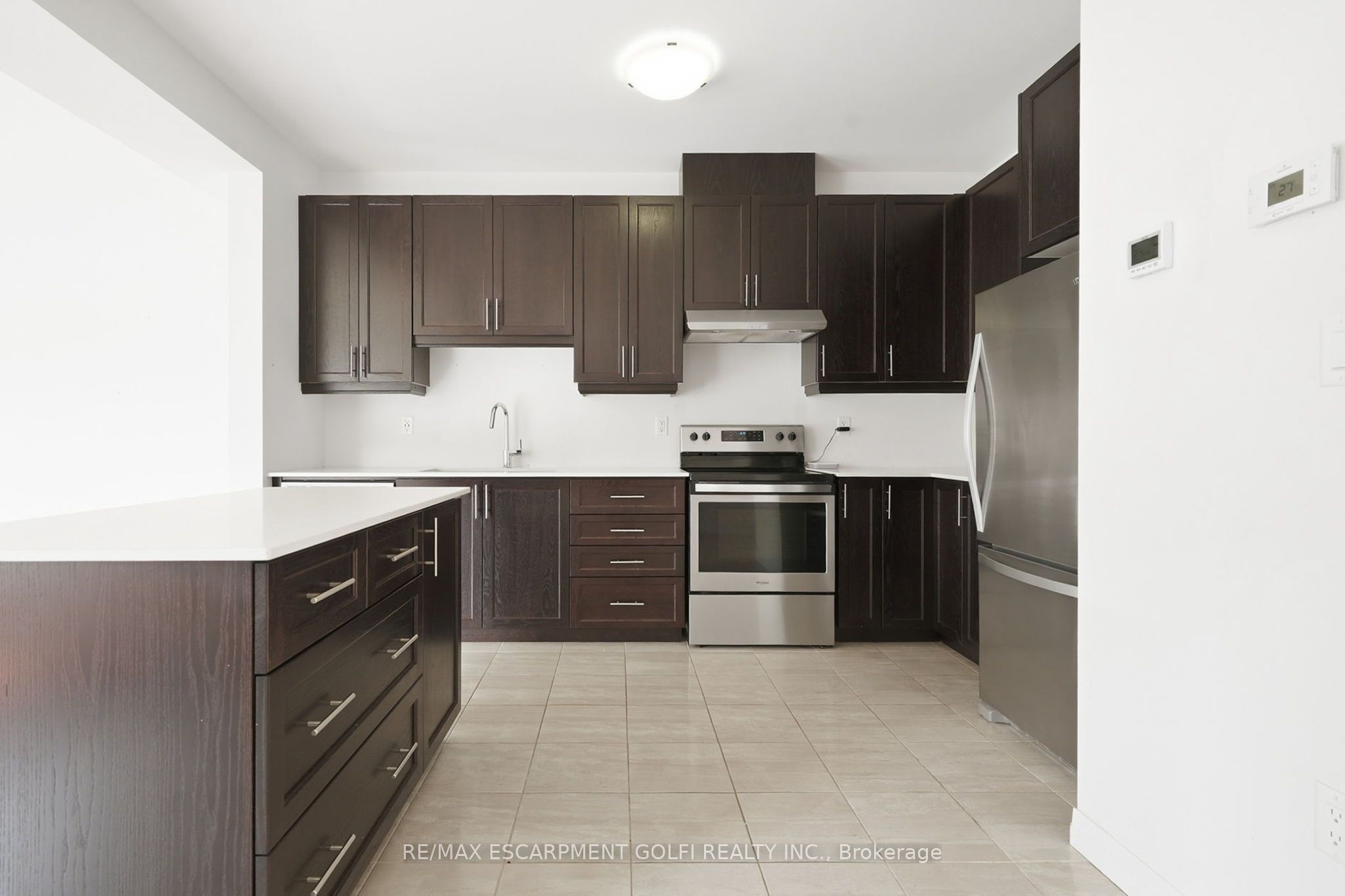 3996 CROWN Street, Lincoln, ON L3J 0S6 photo 4