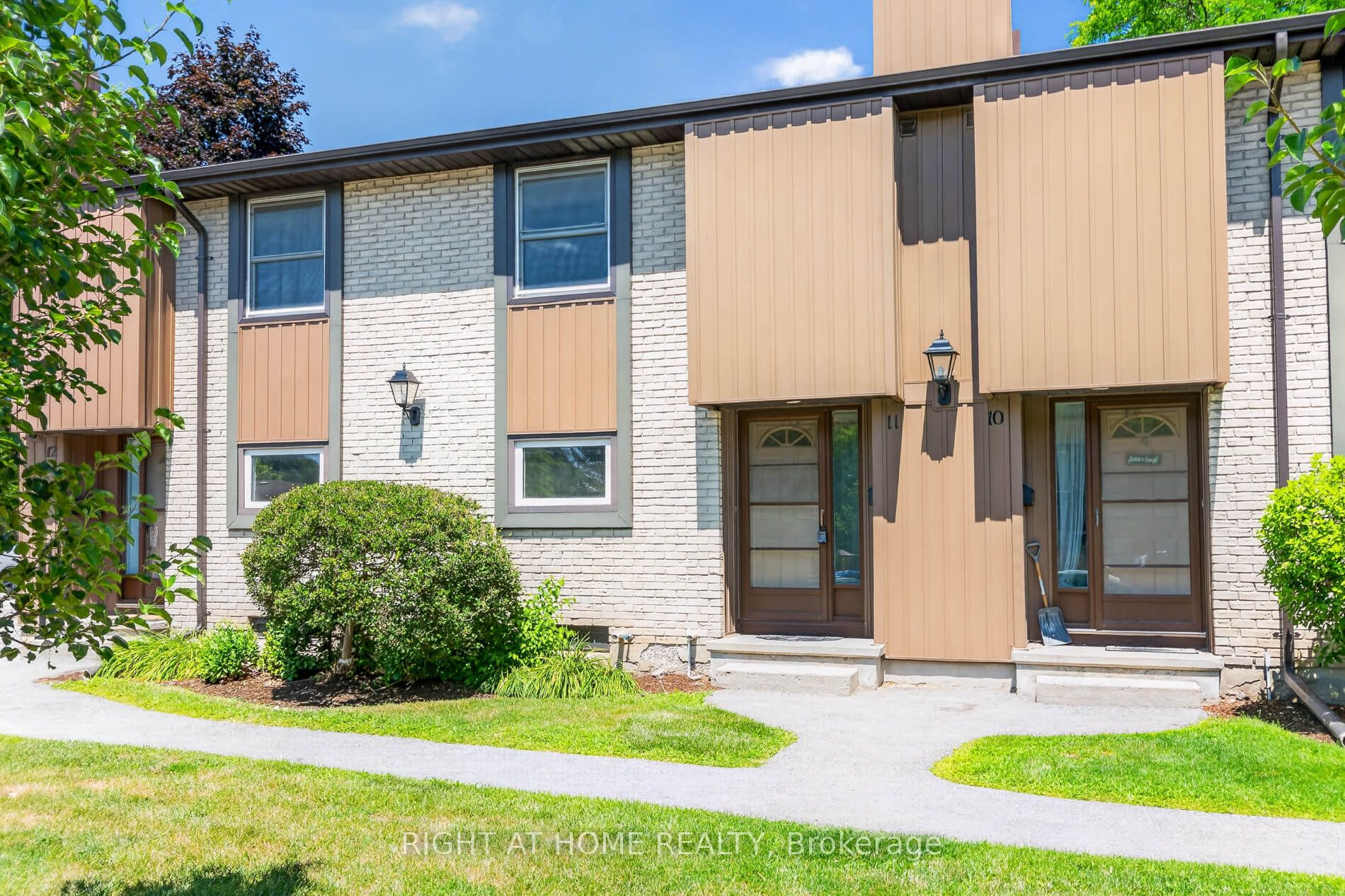 215 Glamis Road 11, Cambridge, ON N1R 6V8 photo 4