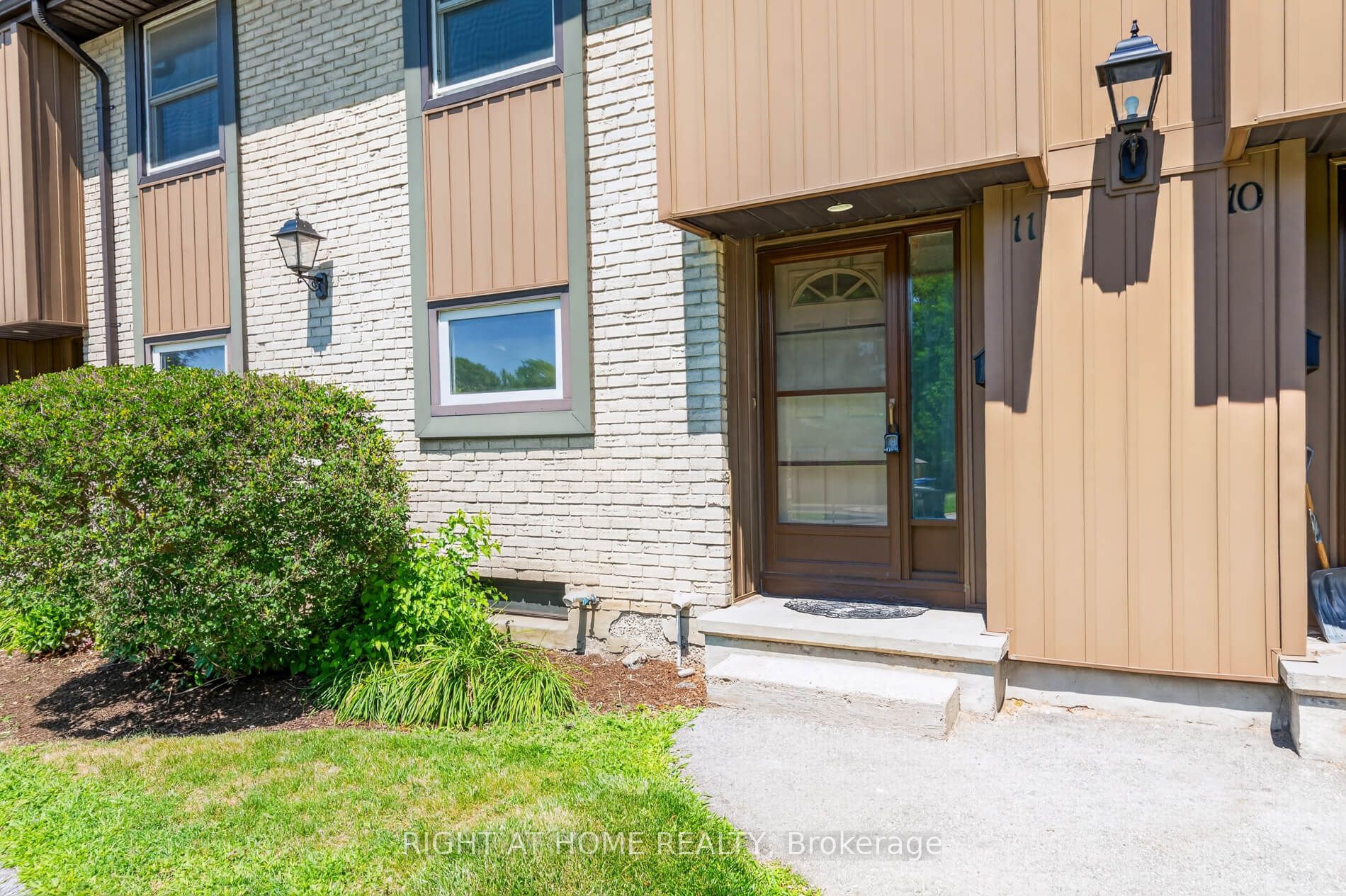 215 Glamis Road 11, Cambridge, ON N1R 6V8 photo 5
