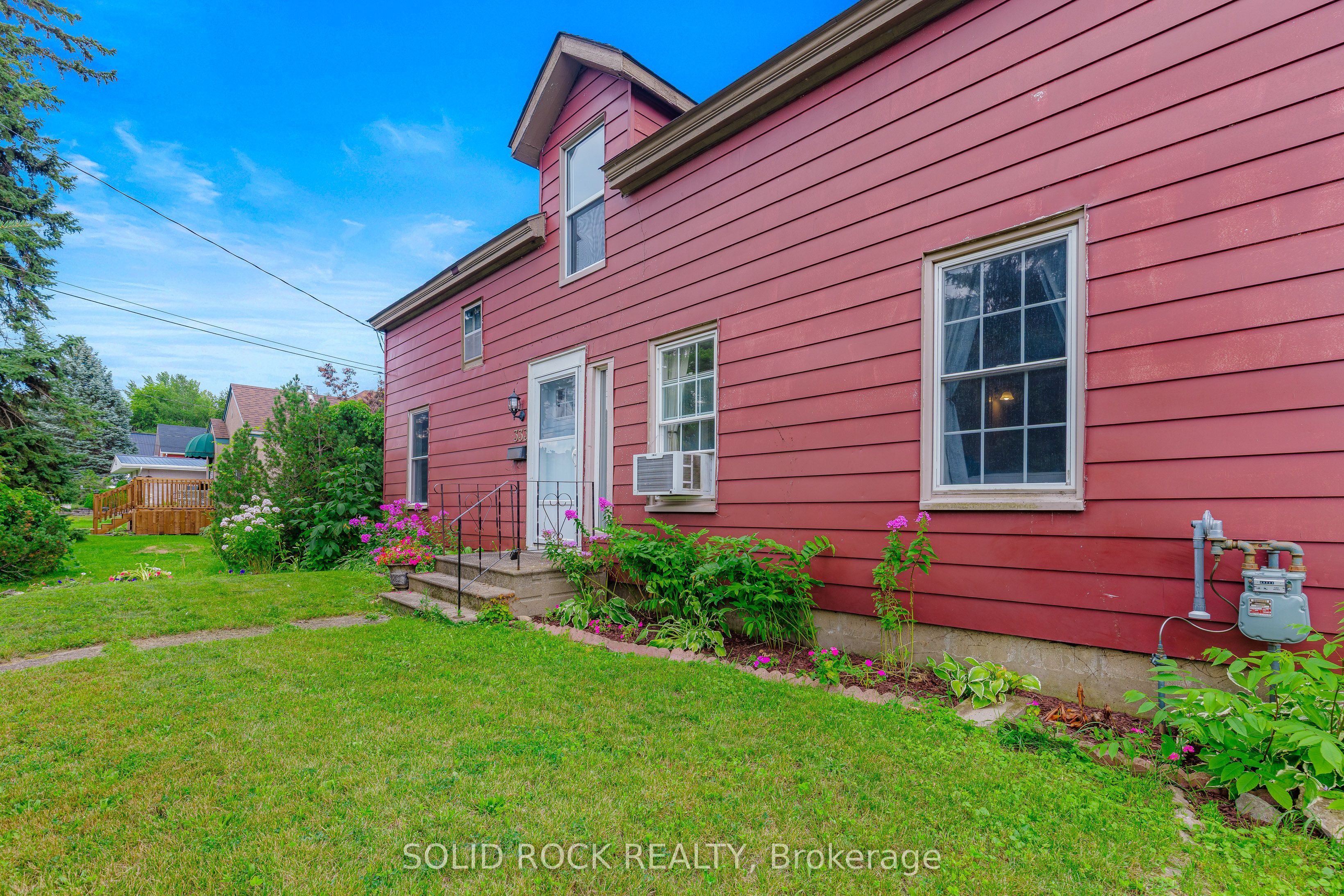 333 James Street E, Prescott, ON K0E 1T0 photo 2