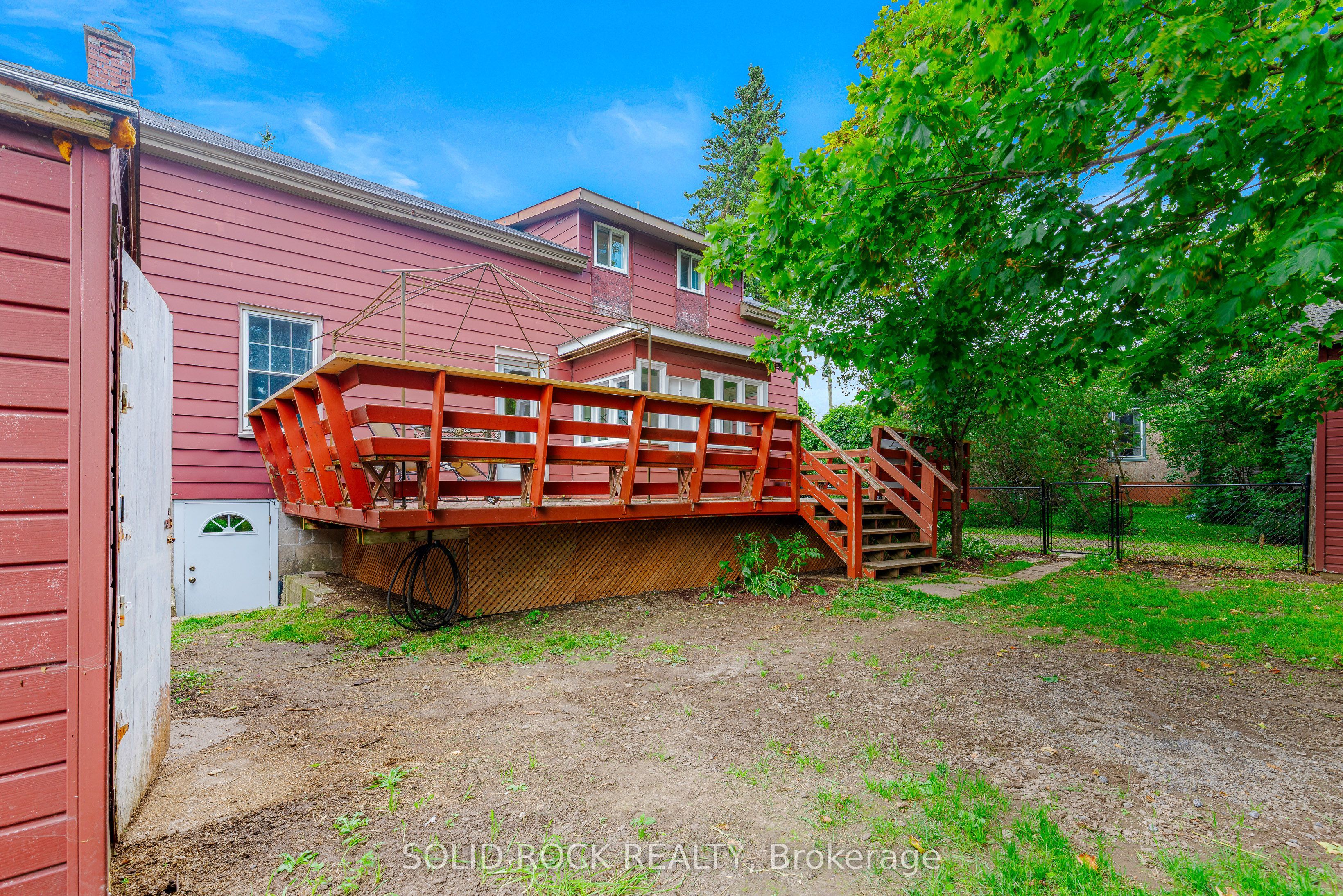 333 James Street E, Prescott, ON K0E 1T0 photo 3