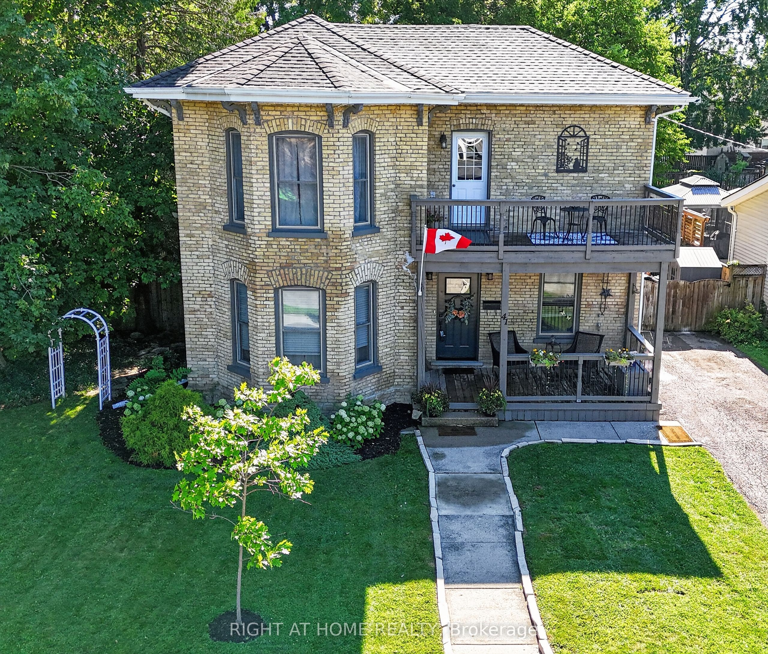 41 Hincks Street, St. Thomas, ON N5R 3N8