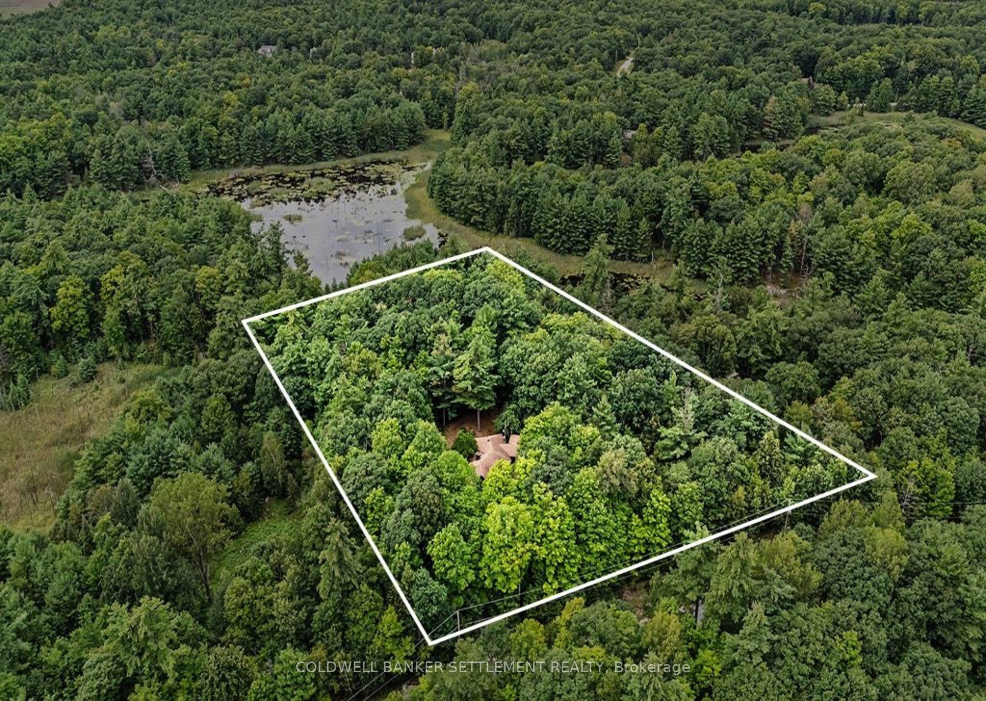 280 Lakewood Road, Tay Valley, ON K7H 3C5 photo 2