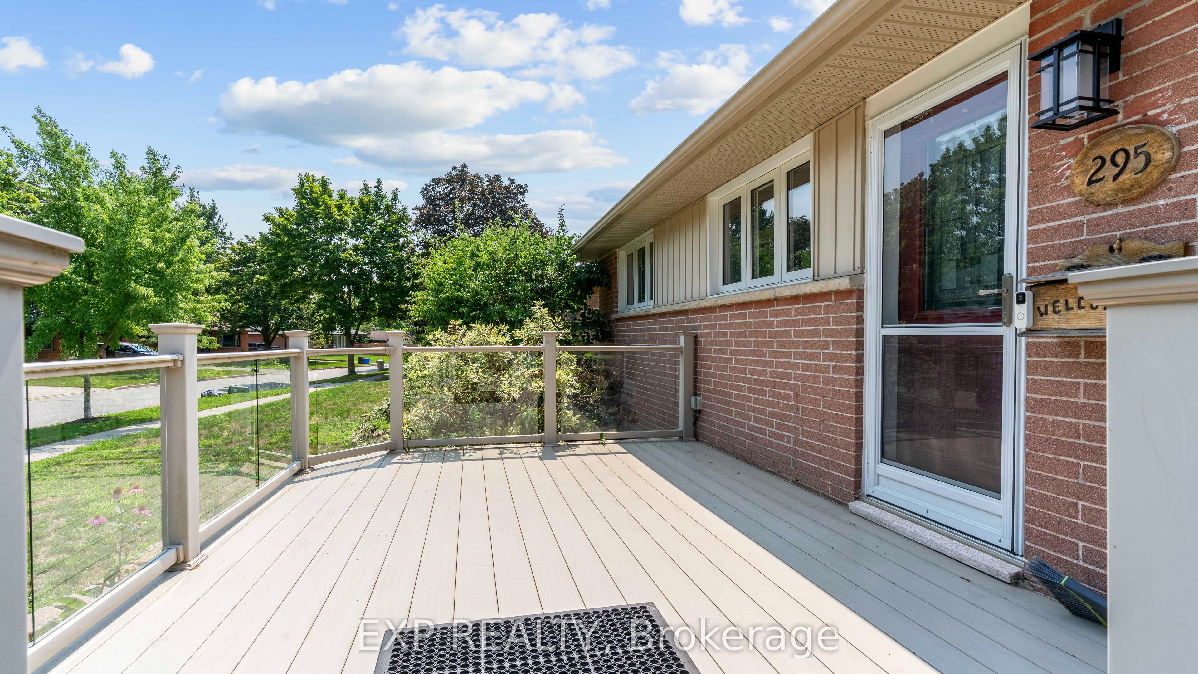 295 Tweedsmuir Avenue, London East, ON N5W 1L5 photo 2