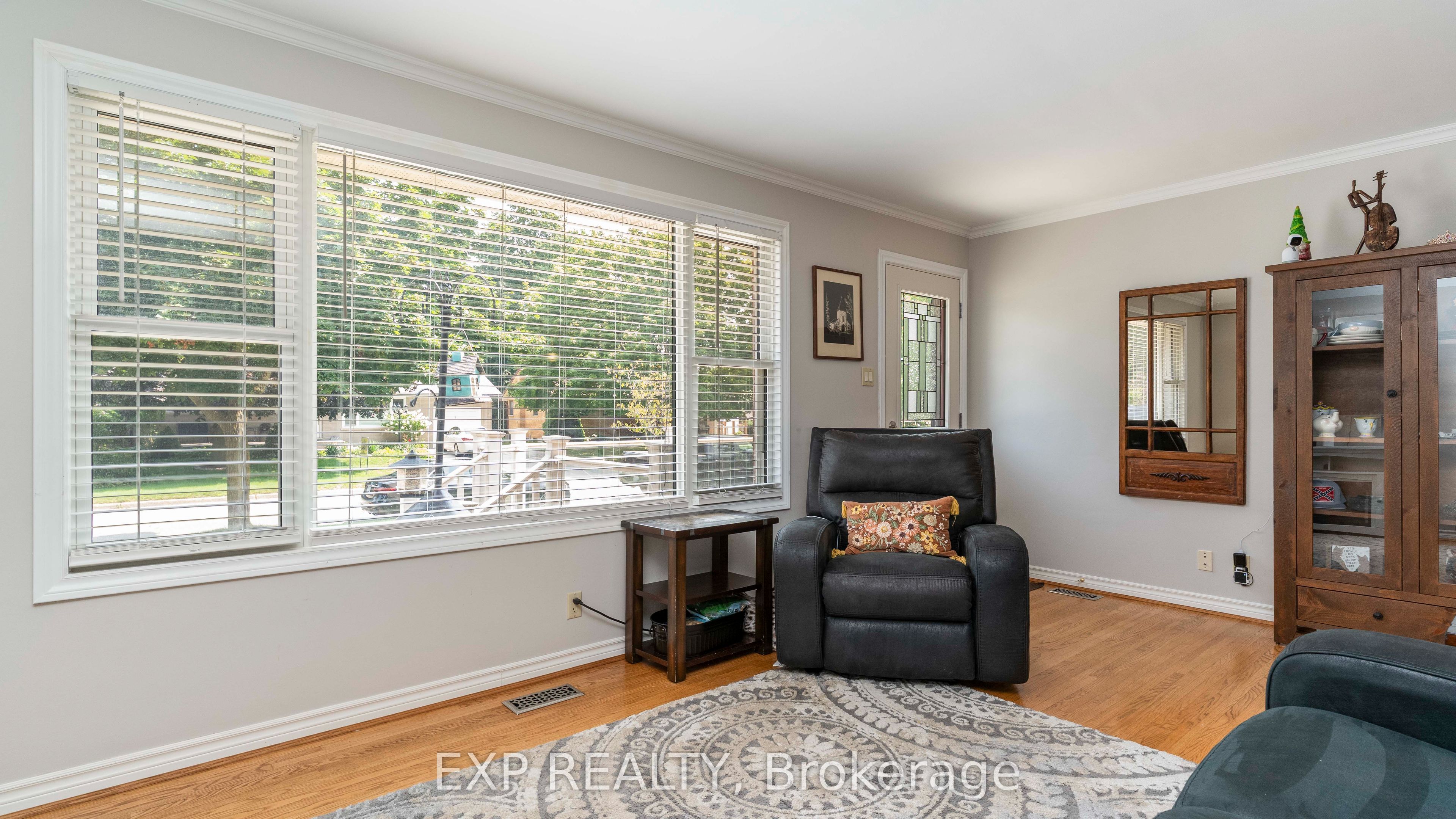 295 Tweedsmuir Avenue, London East, ON N5W 1L5 photo 4