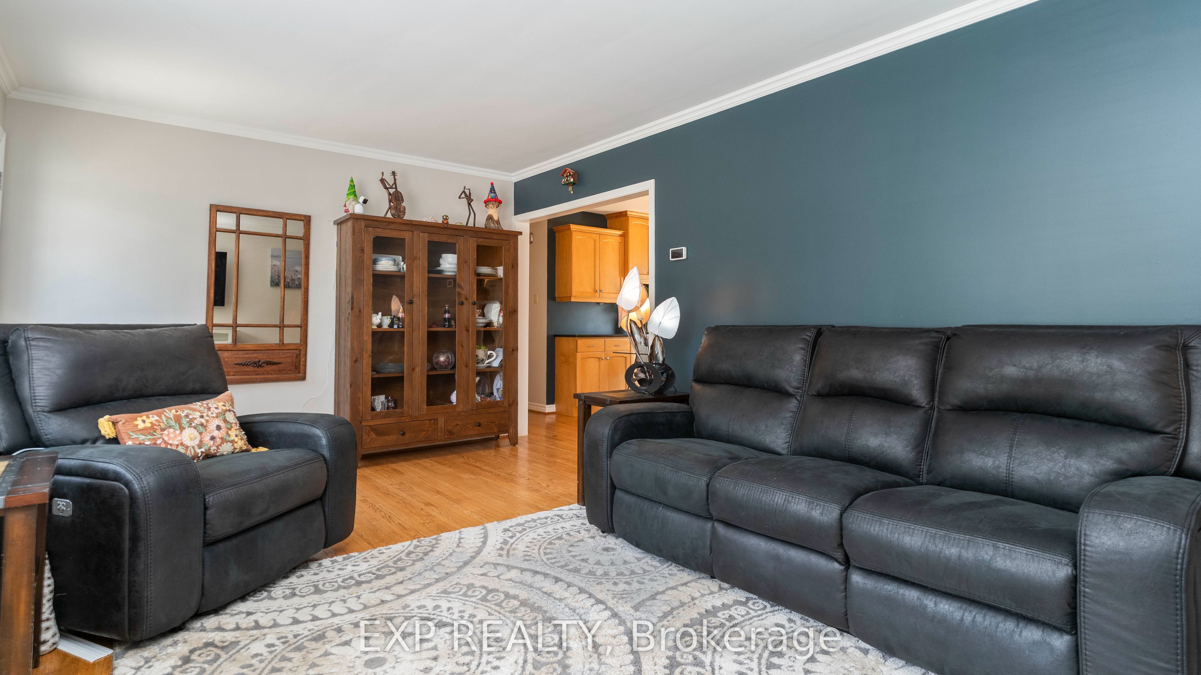 295 Tweedsmuir Avenue, London East, ON N5W 1L5 photo 5