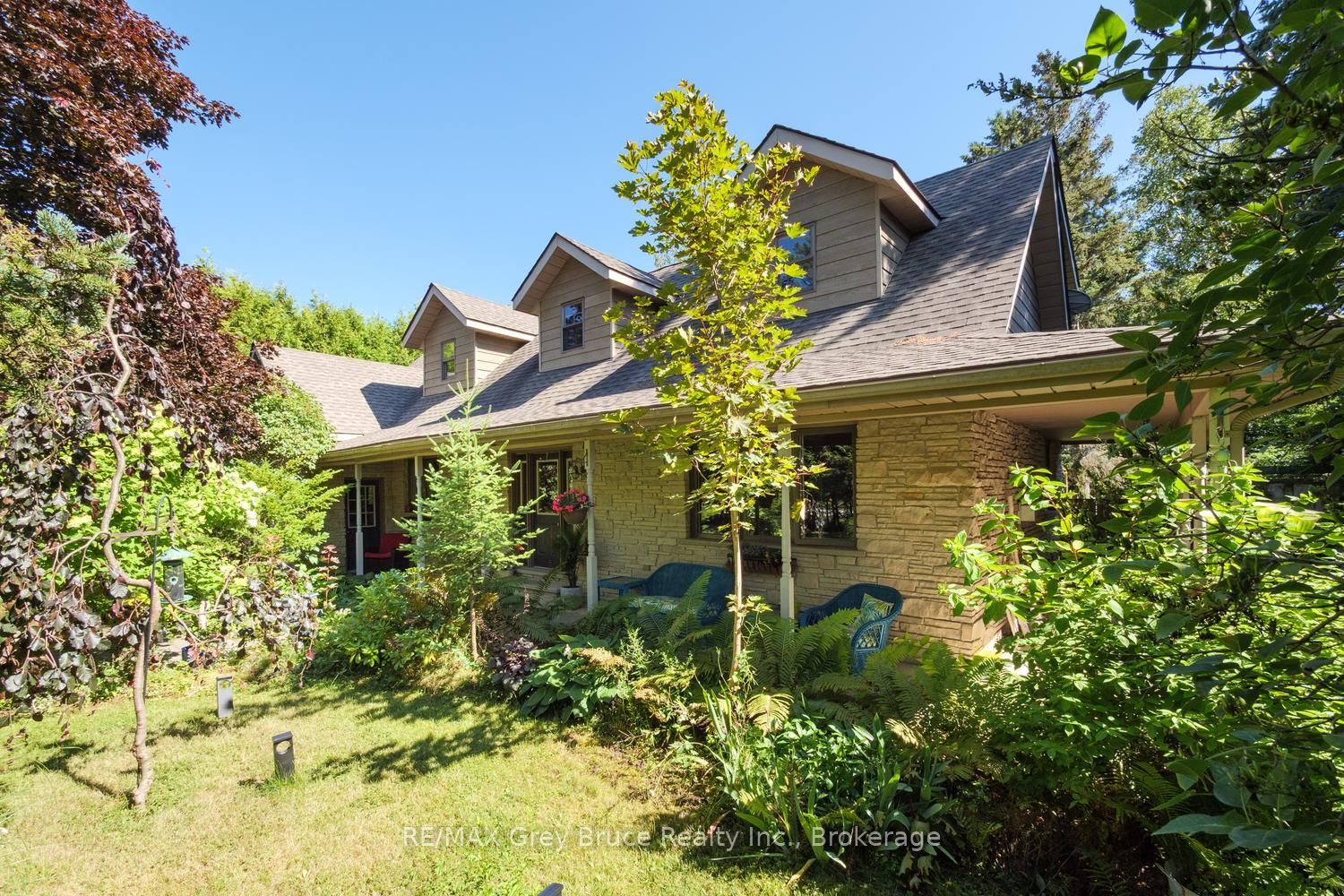 6 Kirkland Place, South Bruce Peninsula, ON N0H 2G0