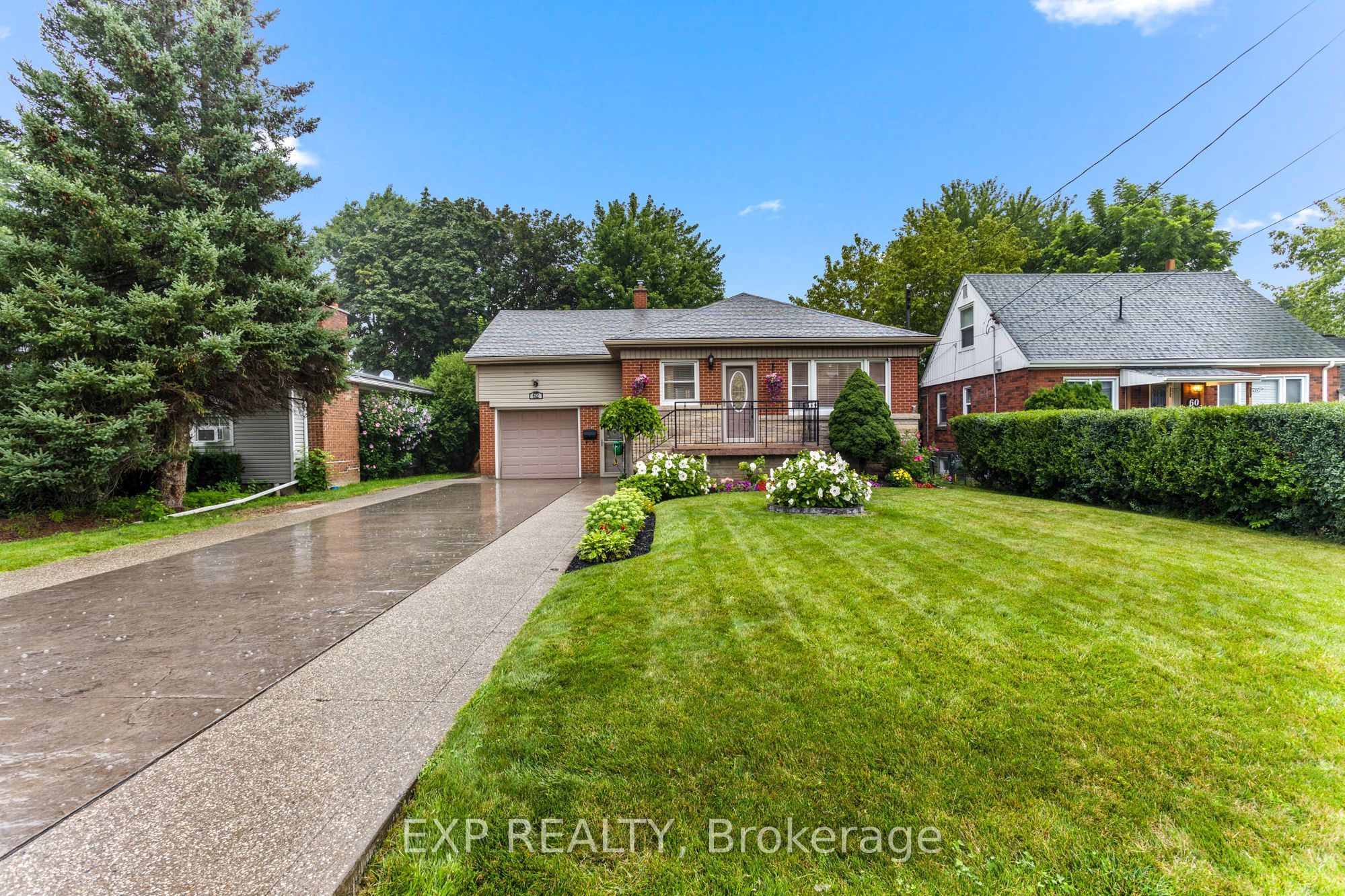 62 Randall Avenue, Hamilton, ON L8G 2K9