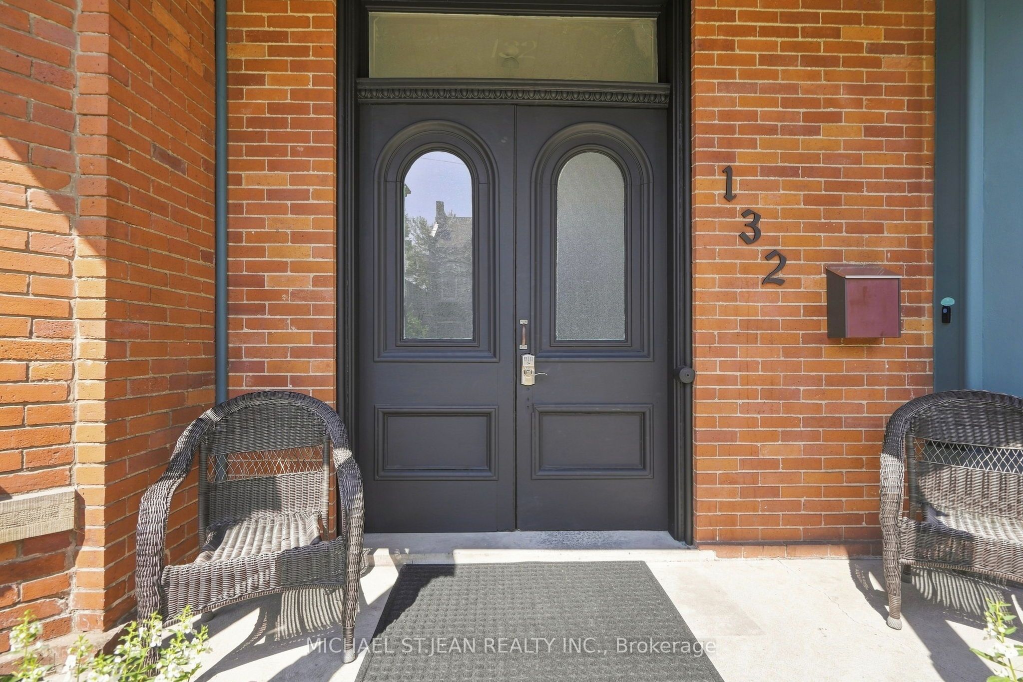 132 Emerald Street S, Hamilton, ON L8N 2V5 photo 4