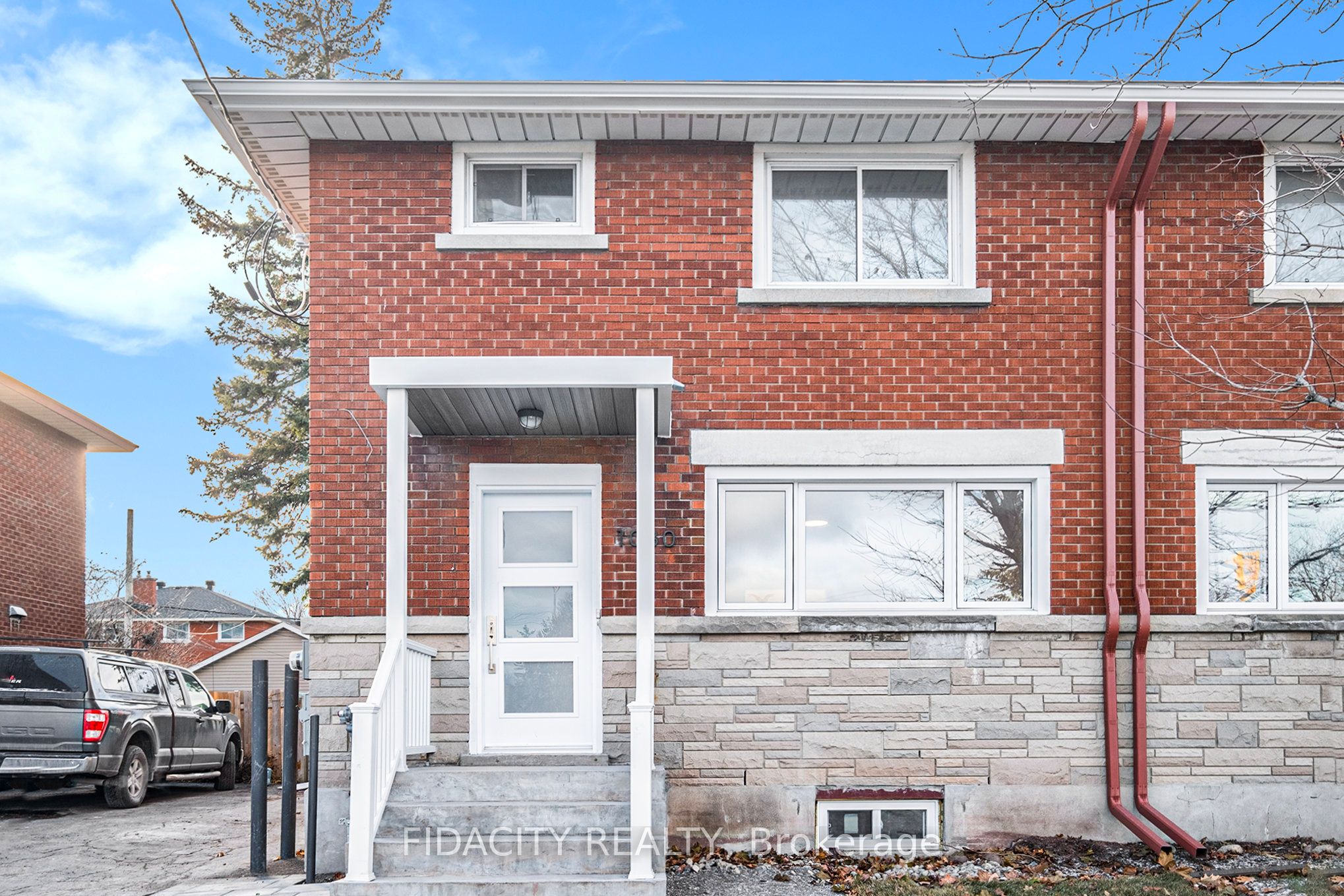 1030 Maitland Avenue, Belair Park - Copeland Park and Area, ON K2C 2B6