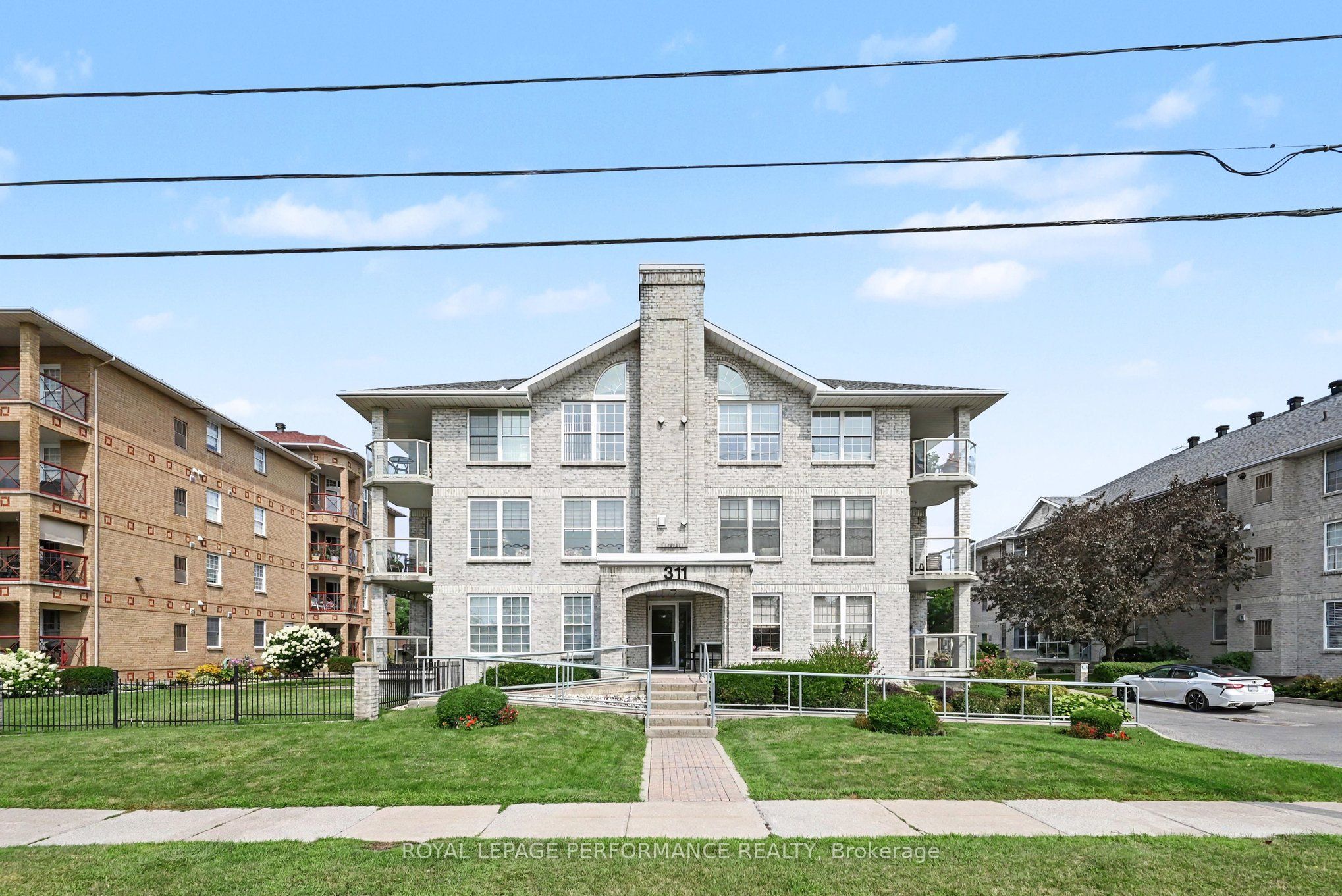 311 Water Street W 204, Cornwall, ON K6J 1A5 photo 2